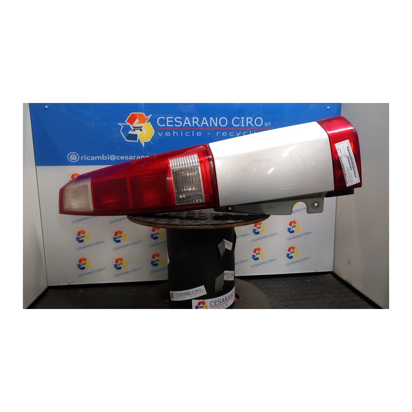 FANALE POST. DX. 127 OPEL MERIVA (X03) (03/03-12/10) Z16XE 93187880