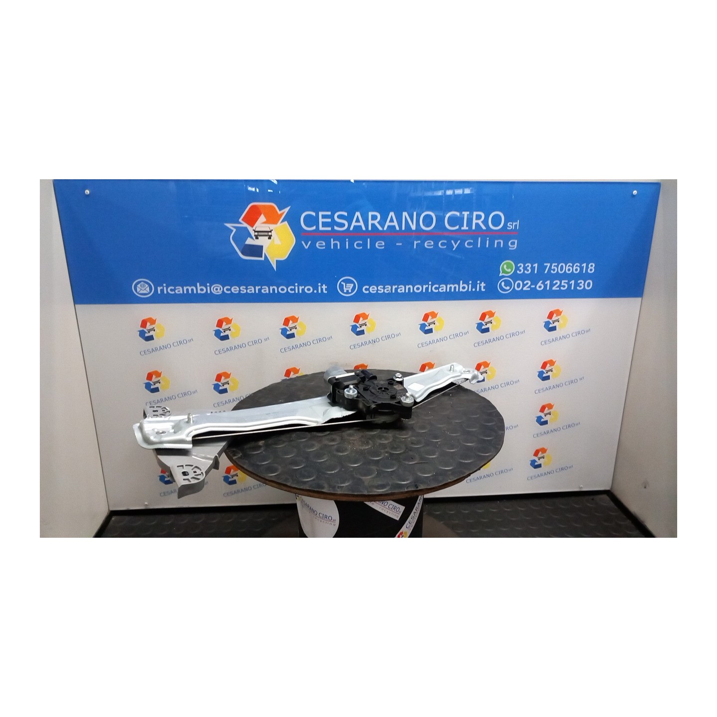 ALZACRISTALLO ELETTR. PORTA POST. DX. 008 KIA SPORTAGE 5A SERIE (12/21-) G4FP 83404R2000