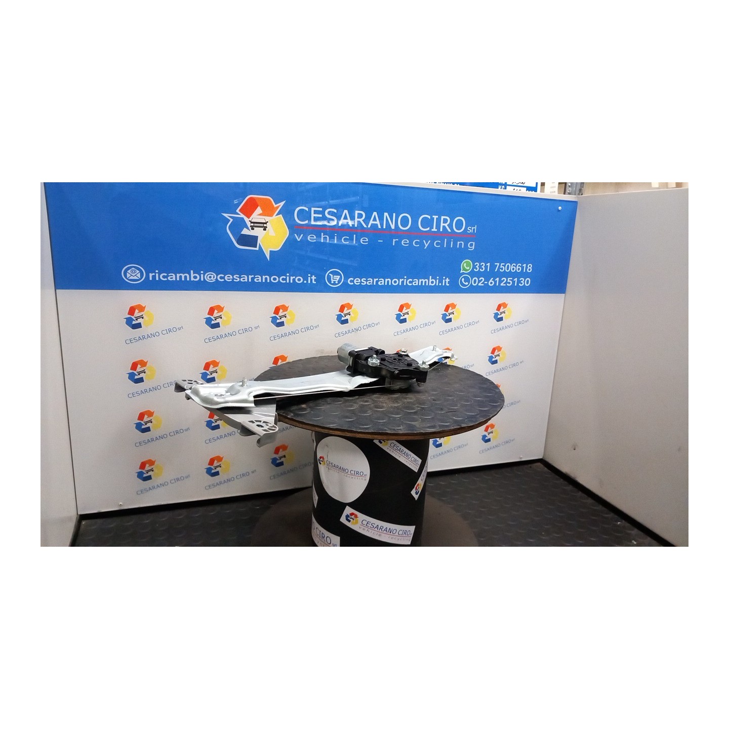 ALZACRISTALLO ELETTR. PORTA POST. DX. 008 KIA SPORTAGE 5A SERIE (12/21-) G4FP 83404R2000