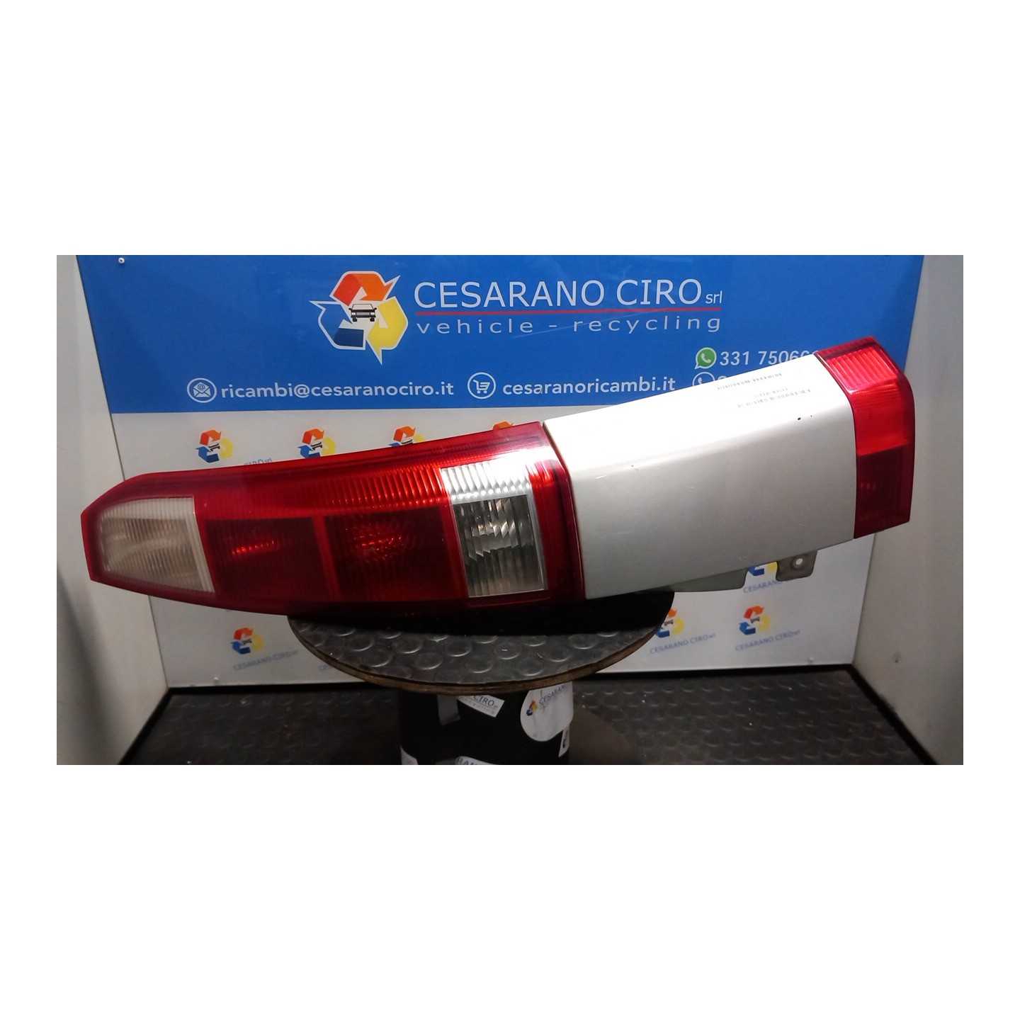 FANALE POST. DX. 054 OPEL MERIVA (X03) (03/03-12/10) Z16XE 93187880