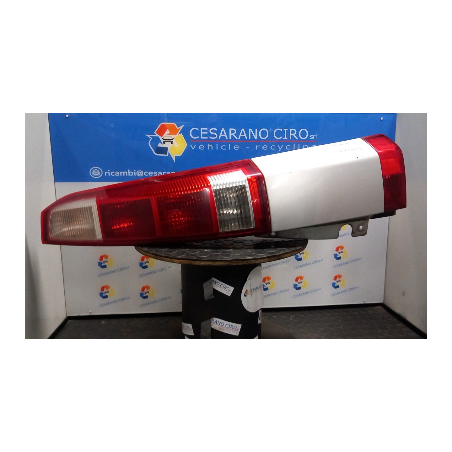 FANALE POST. DX. 054 OPEL MERIVA (X03) (03/03-12/10) Z16XE 93187880