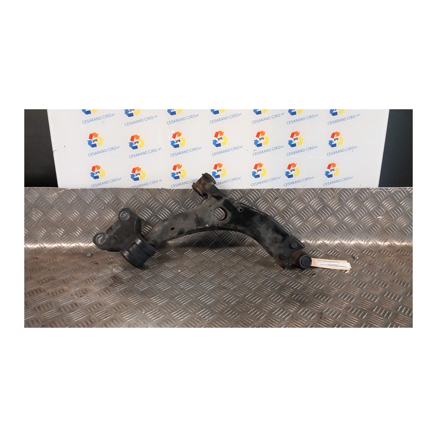 BRACCIO OSCILLANTE SOSP. ANT. SX. 014 FORD FOCUS (CB8) (02/11-11/15-) T1DB 1866073