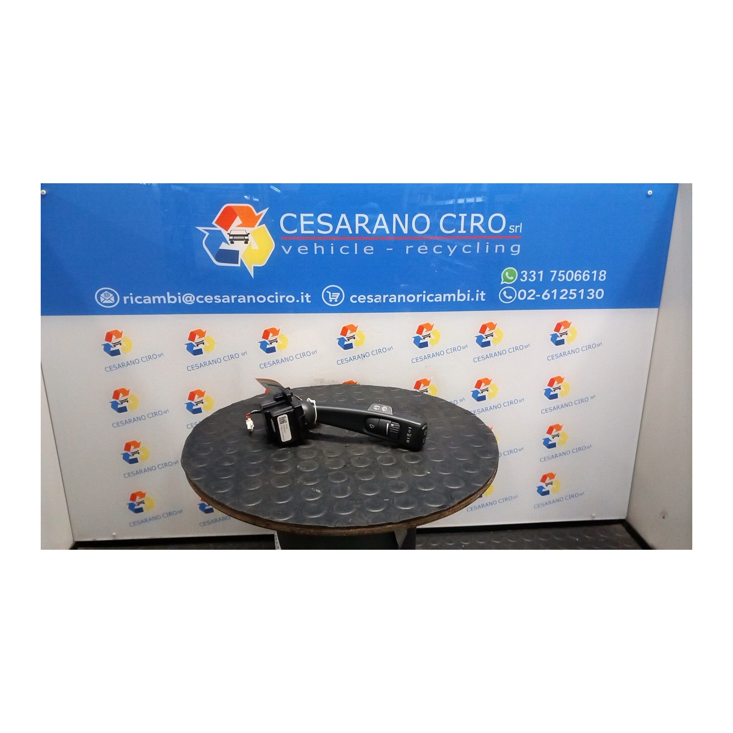 BLOCCO COMANDI TERGICRISTALLI 052 VOLVO V60 (09/10-04/13) D5204T3 31264164
