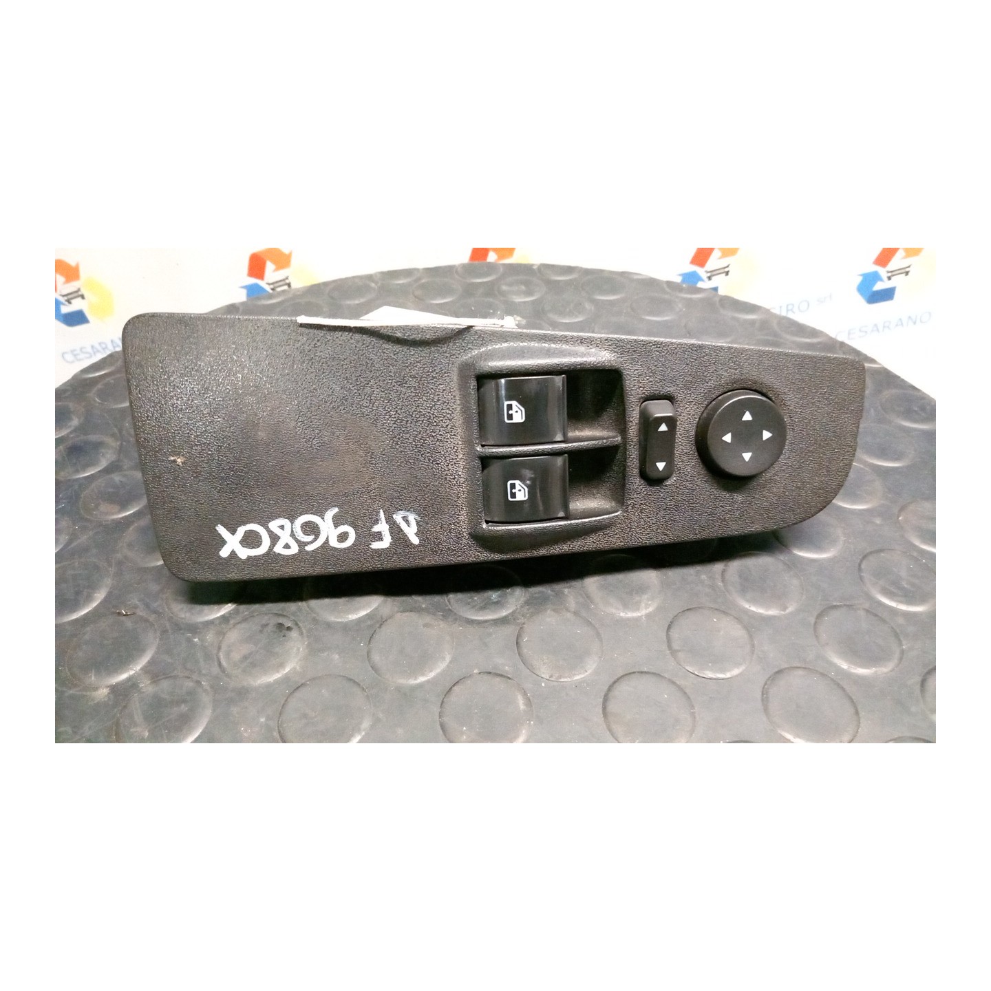 BLOCCO COMANDI ALZACRISTALLI E RETROVISORI EST. ALZACRISTALLO ELETTRICO POST SX. 045 FIAT GRANDE PUNTO (2Y) (06/05-12/08 199A400