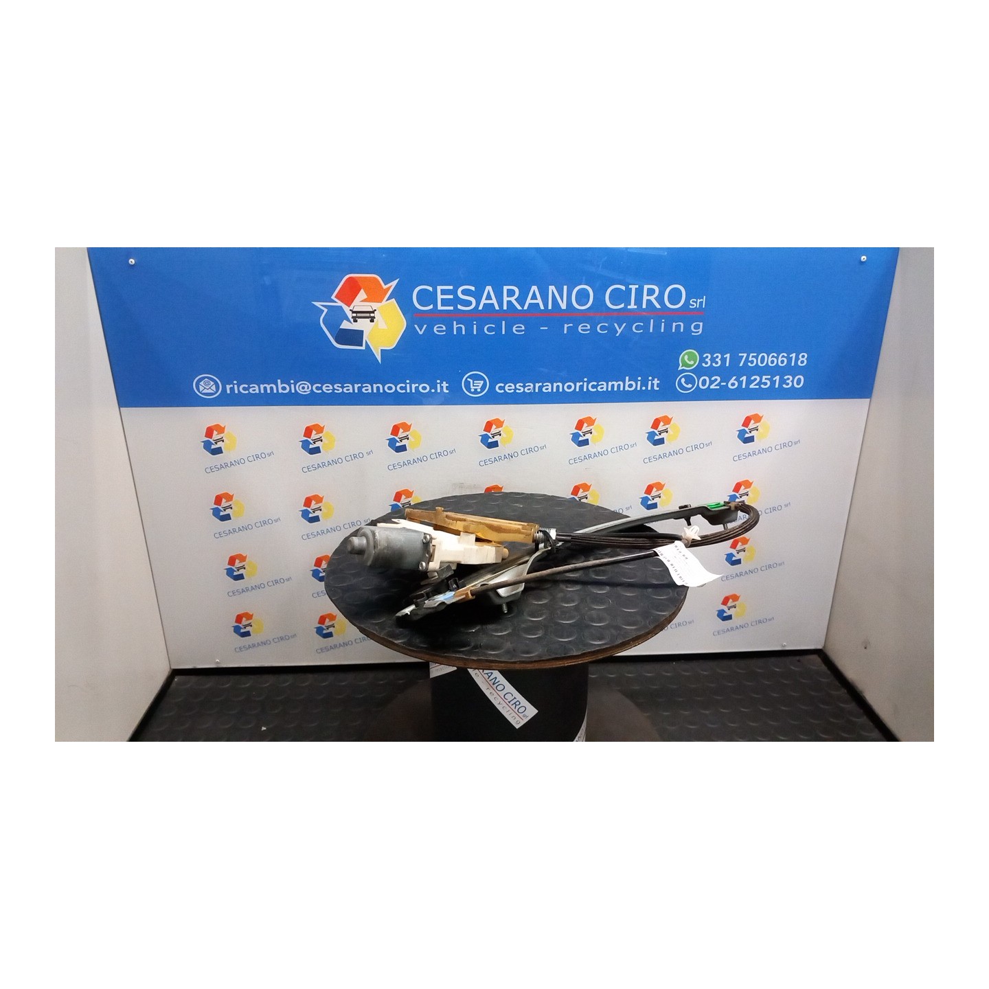 ALZACRISTALLO PORTA POST. DX. 049 RENAULT LAGUNA 3A SERIE (09/07-) M9RG7 827000001R
