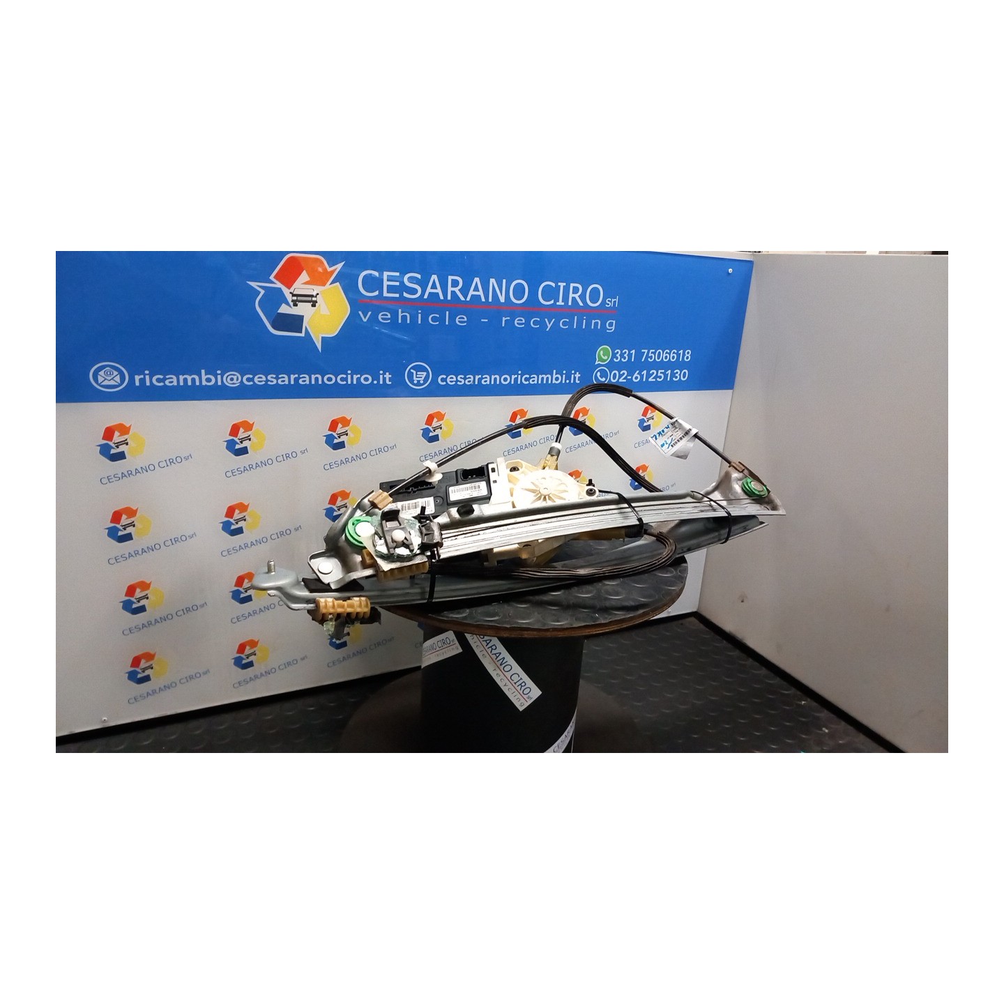 ALZACRISTALLO ELETTR. PORTA ANT. SX. 052 RENAULT LAGUNA 3A SERIE (09/07-) M9RG7 807010002R