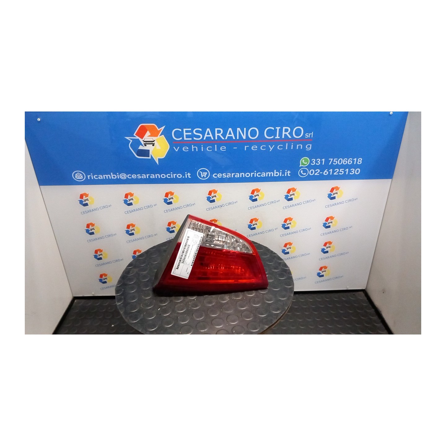 FANALE POST. PARTE INT. DX. 076 HYUNDAI IX35 (02/10-) D4HA 924062Y000