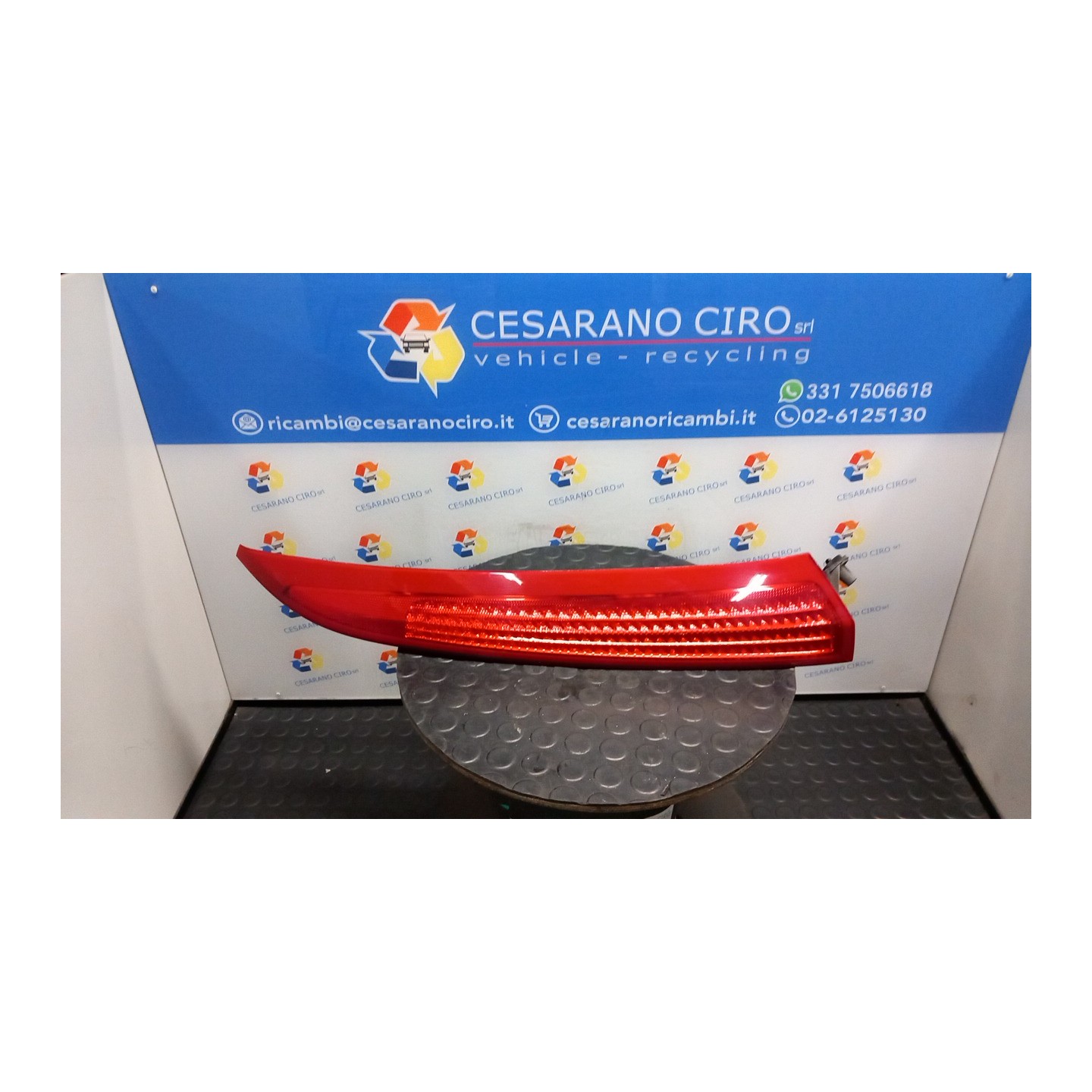FANALE POST. PARTE SUP. DX. 079 VOLVO XC90 (08/02-05/12) D5244T4 30678221