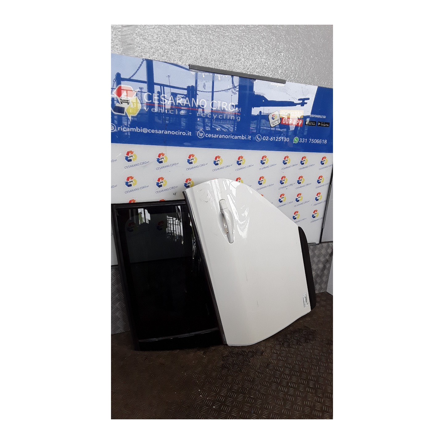 PORTA POST. SX. 141 PEUGEOT 2008 (03/13-05/16) HM01 9802969780