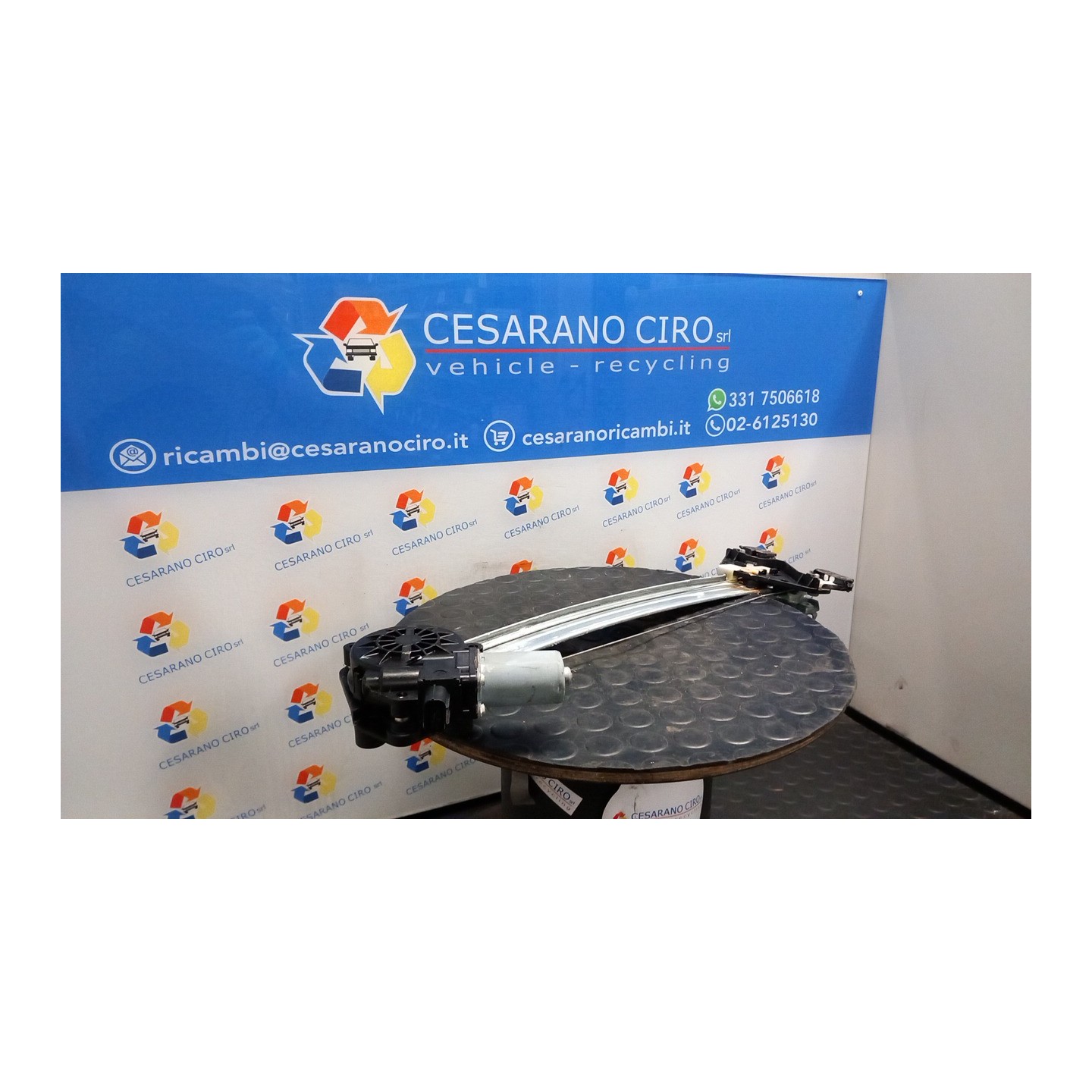 ALZACRISTALLO ELETTR. PORTA POST. C/MOTORINO DX. 120 HONDA JAZZ 2A SERIE (10/08-) L13Z2 72710TF0003