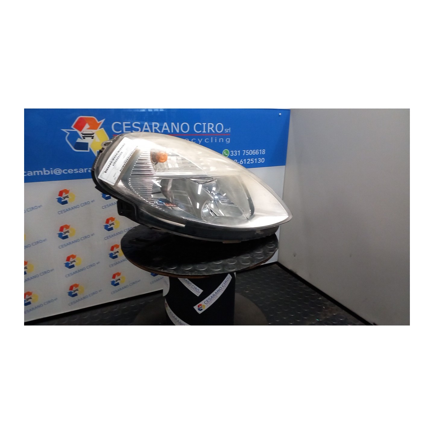 PROIETTORE DX. 031 LANCIA YPSILON (TE) (06/03-09/06) 188A4000 51774225