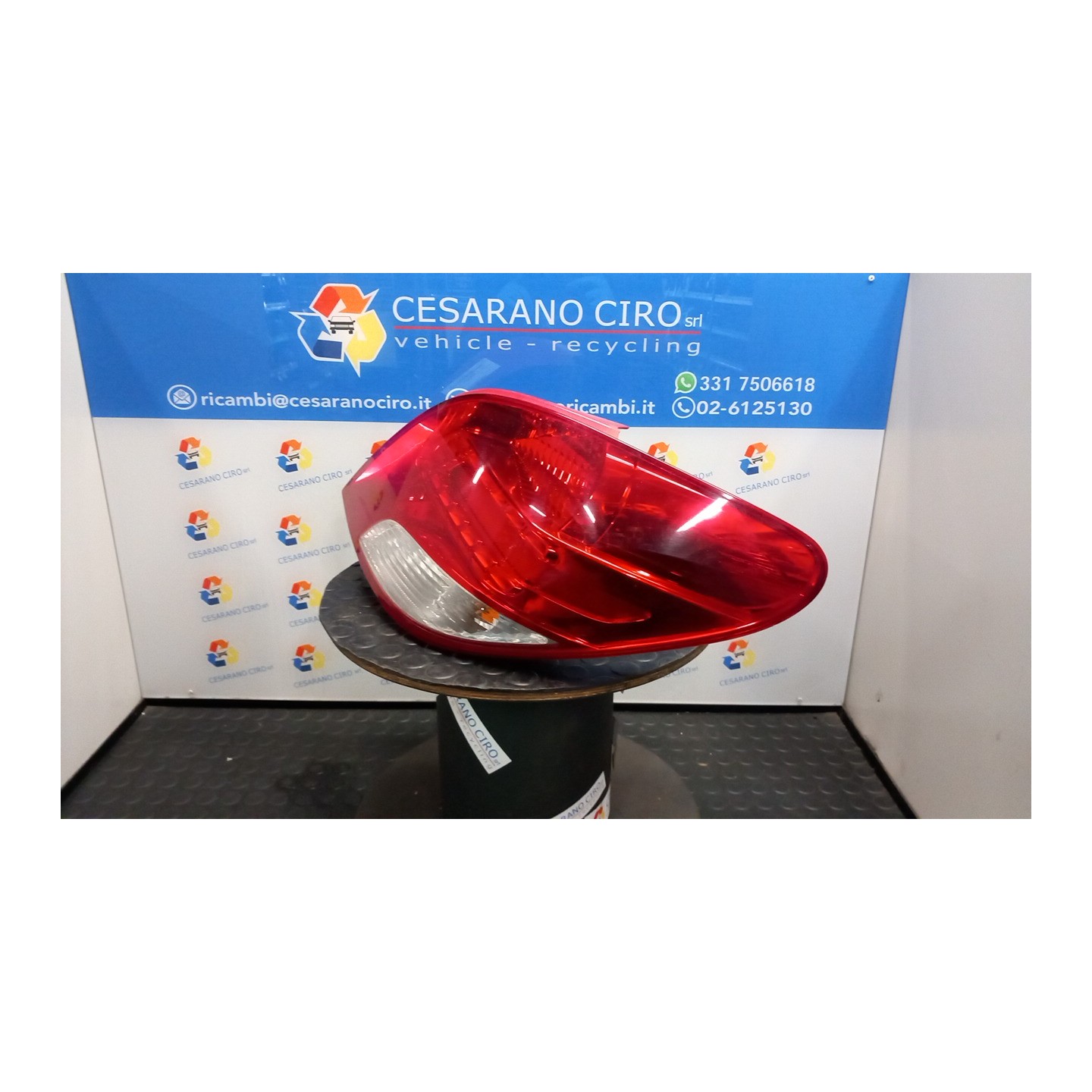 FANALE POST. DX. 068 PEUGEOT 207 (06/09-) 8HR 6351HQ