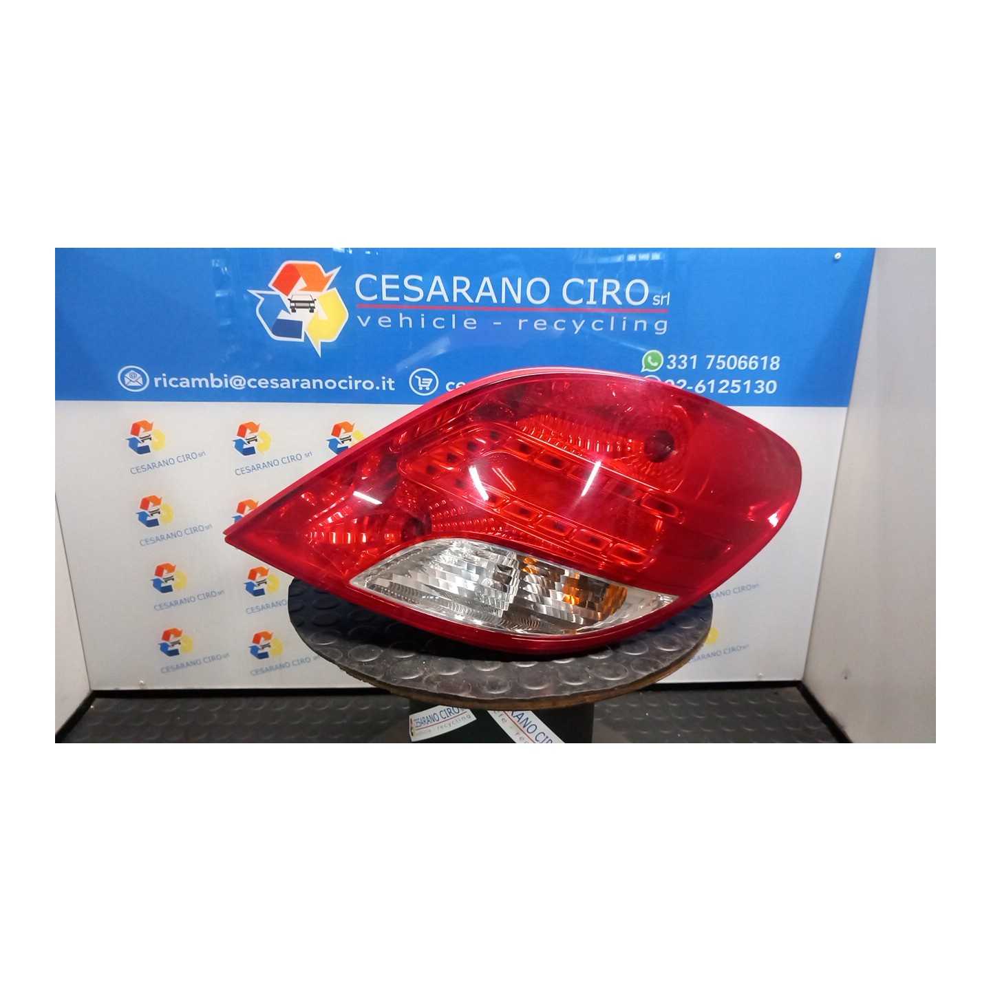 FANALE POST. DX. 068 PEUGEOT 207 (06/09-) 8HR 6351HQ