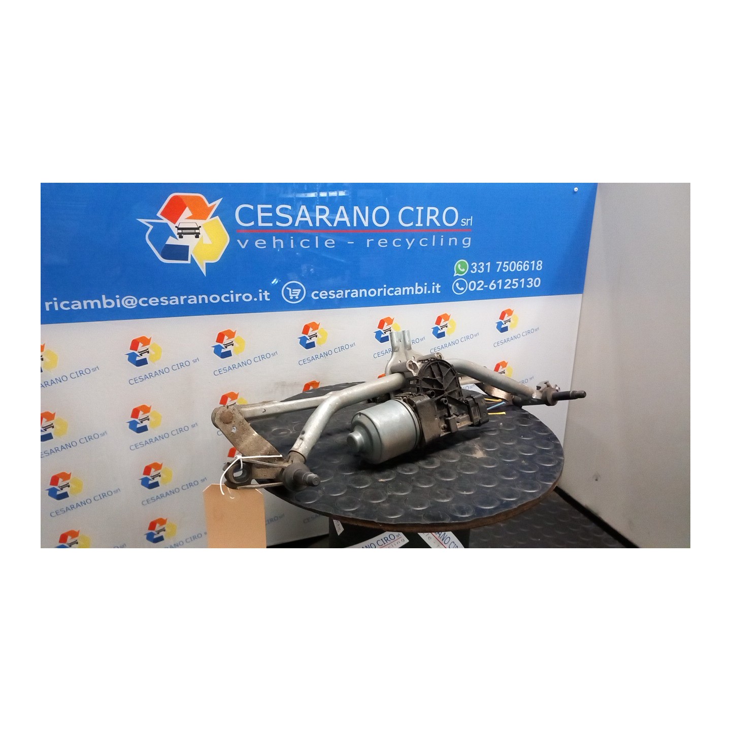MECCANISMO TERGIPARABREZZA CON MOTORINO 044 PEUGEOT 2008 (03/13-05/16) HM01 9673222580