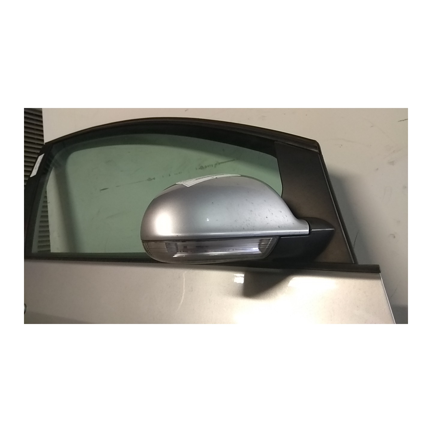 RETROVISORE EST. REGOLAZ. ELETTR. AN DX. 028 VOLKSWAGEN GOLF PLUS (5M) (01/05-04/09) BLF 5M1857508AR9B9