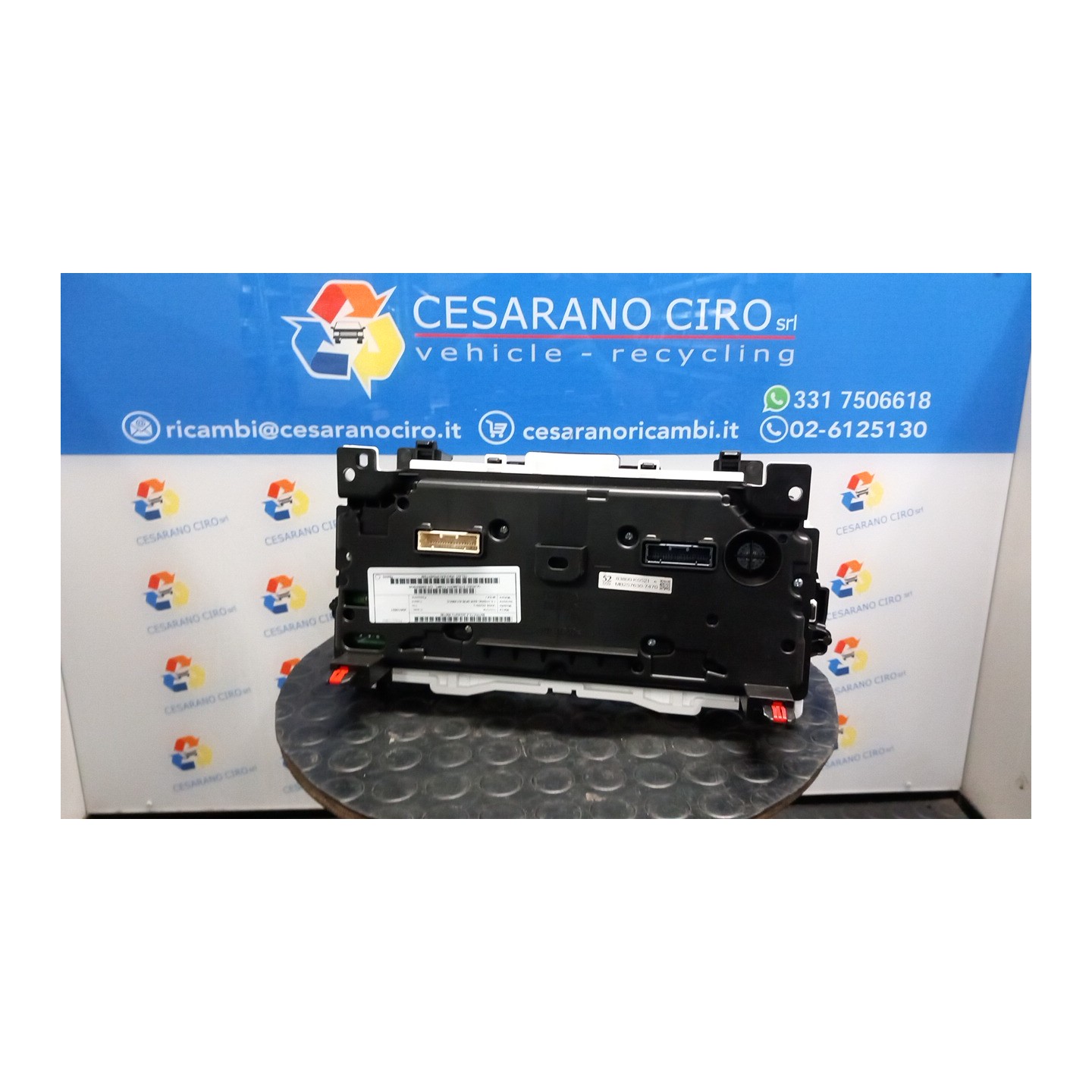 QUADRO STRUMENTI COMPL. G/S 190 TOYOTA YARIS (02/20-) M15A 83800K0520
