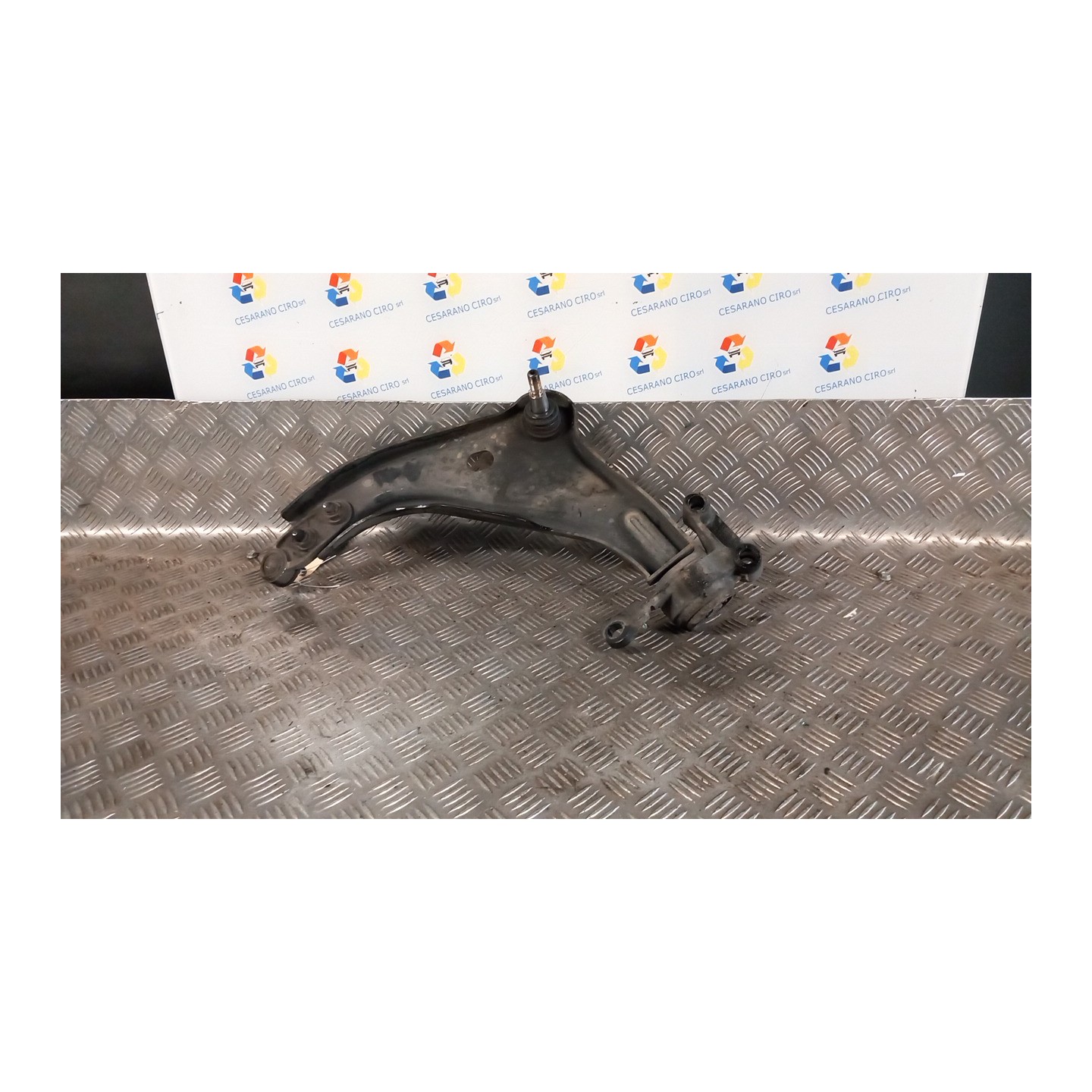 BRACCIO OSCILLANTE SOSP. ANT. DX. 215 MINI MINI (R56) (08/06-08/10) N12B14A 31126772302