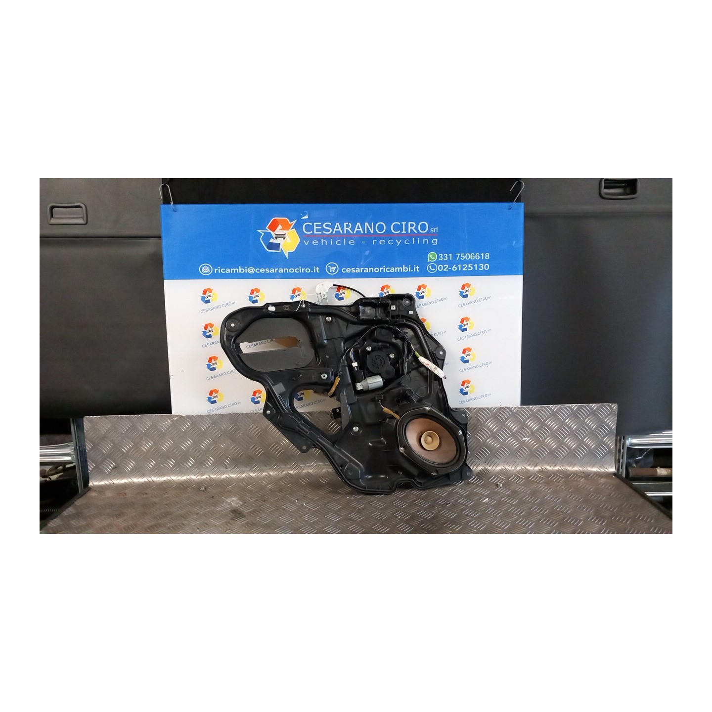 ALZACRISTALLO PORTA POST. ELETTRICO SX. 010 MAZDA MAZDA 3 (08/06-10/09) Z6 BP4K73590E