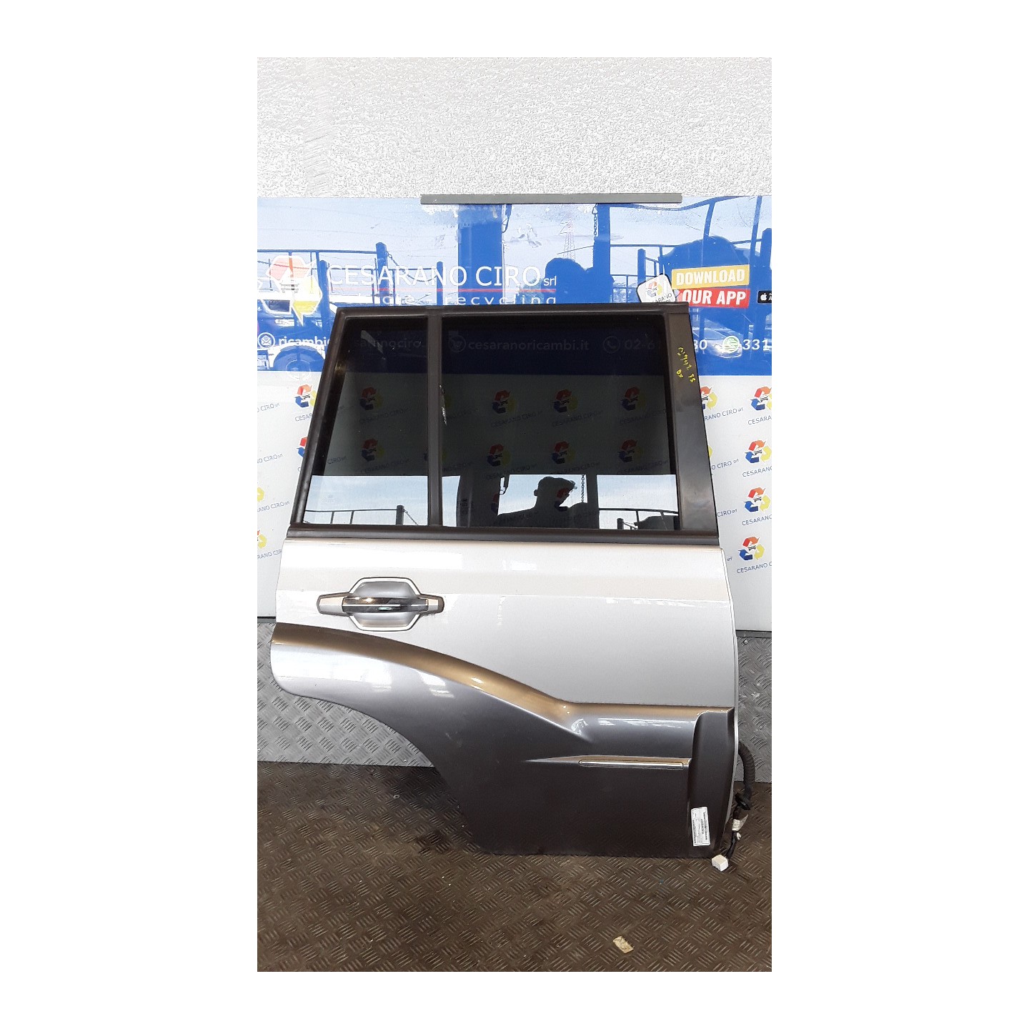 PORTA POST. DX. 076 HYUNDAI TERRACAN (12/01-12/07) J3 77020H1010