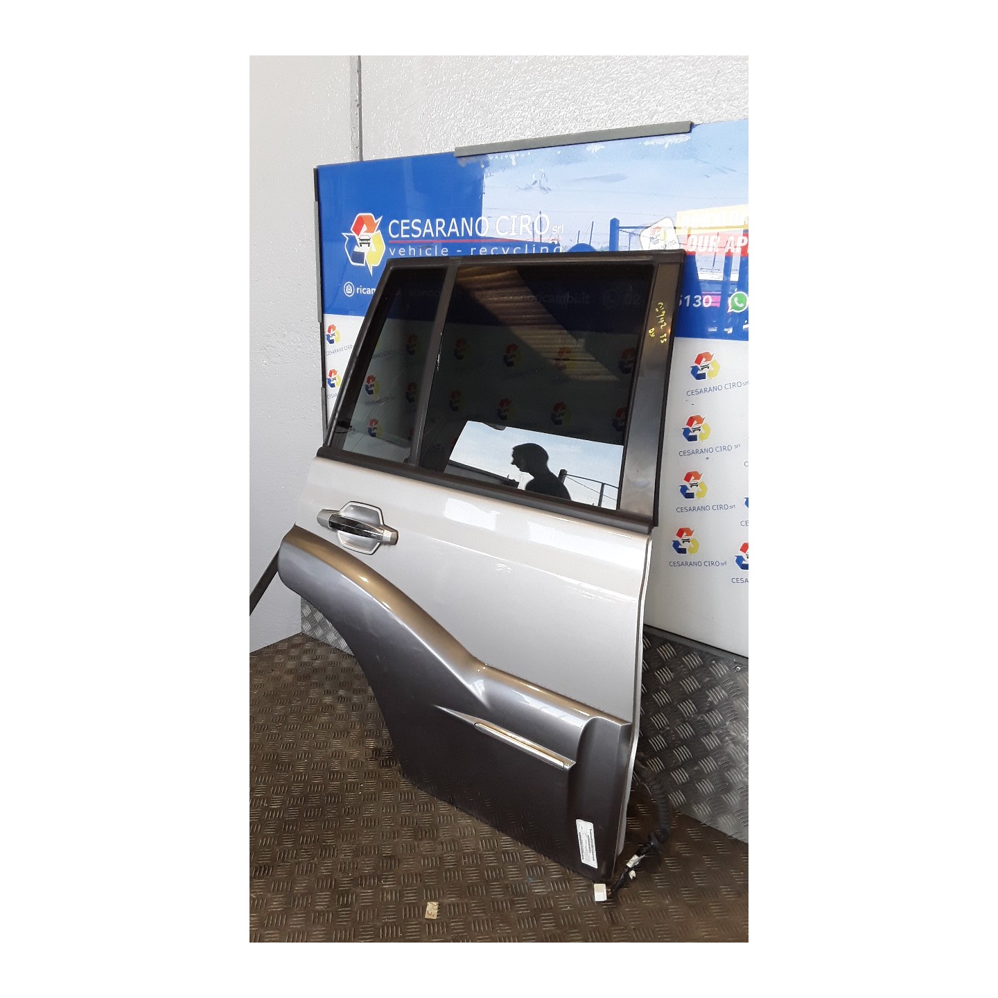 PORTA POST. DX. 076 HYUNDAI TERRACAN (12/01-12/07) J3 77020H1010