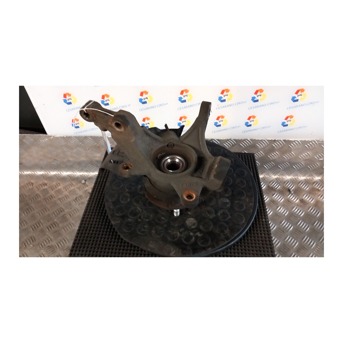 MONTANTE SOSP. ANT. DX. 108 HYUNDAI I20 (01/09-) D4FC 517161J900