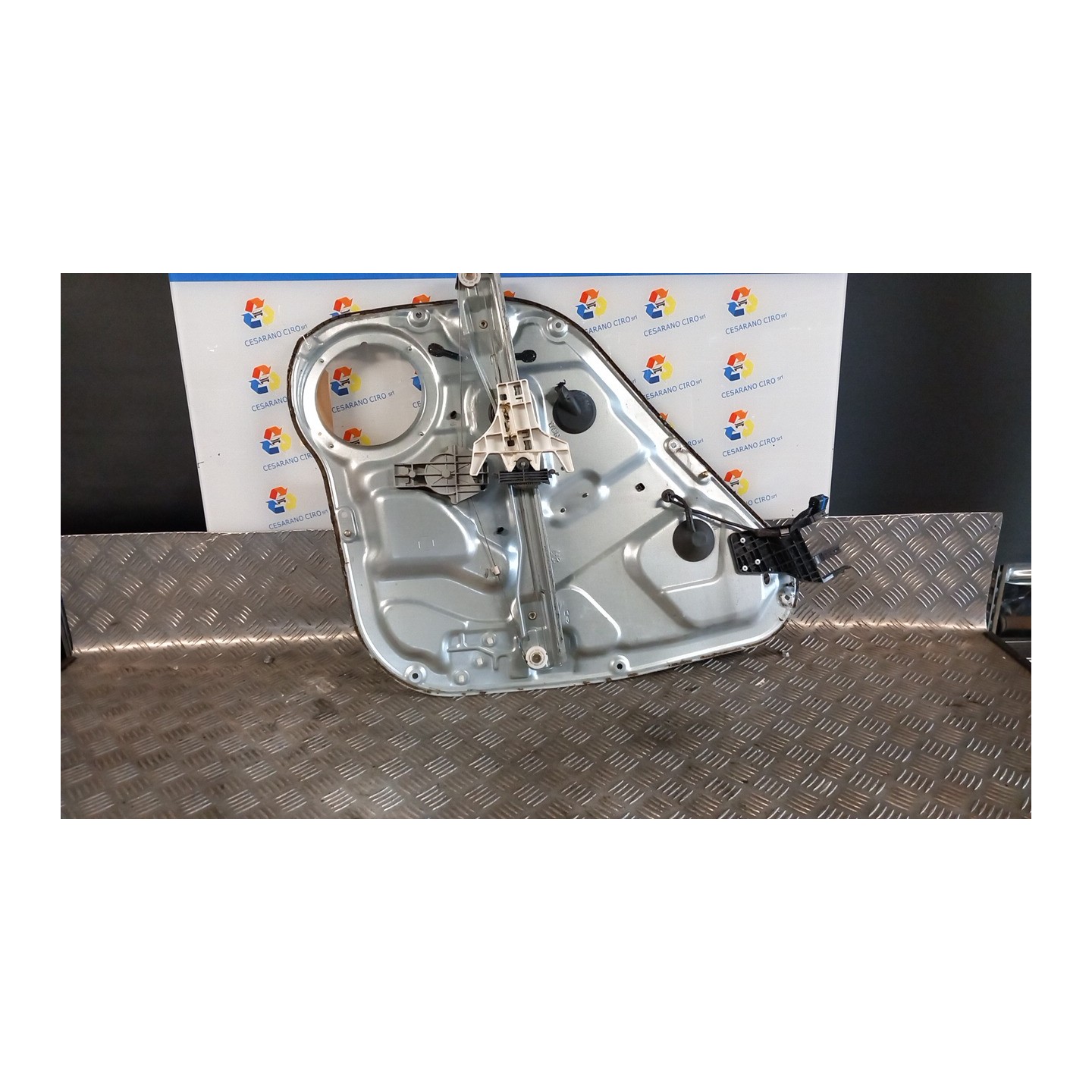 ALZACRISTALLO ELETTR. PORTA POST. DX. 033 HYUNDAI SANTA FE 2A SERIE (03/06-12/10 D4EB 834812B000