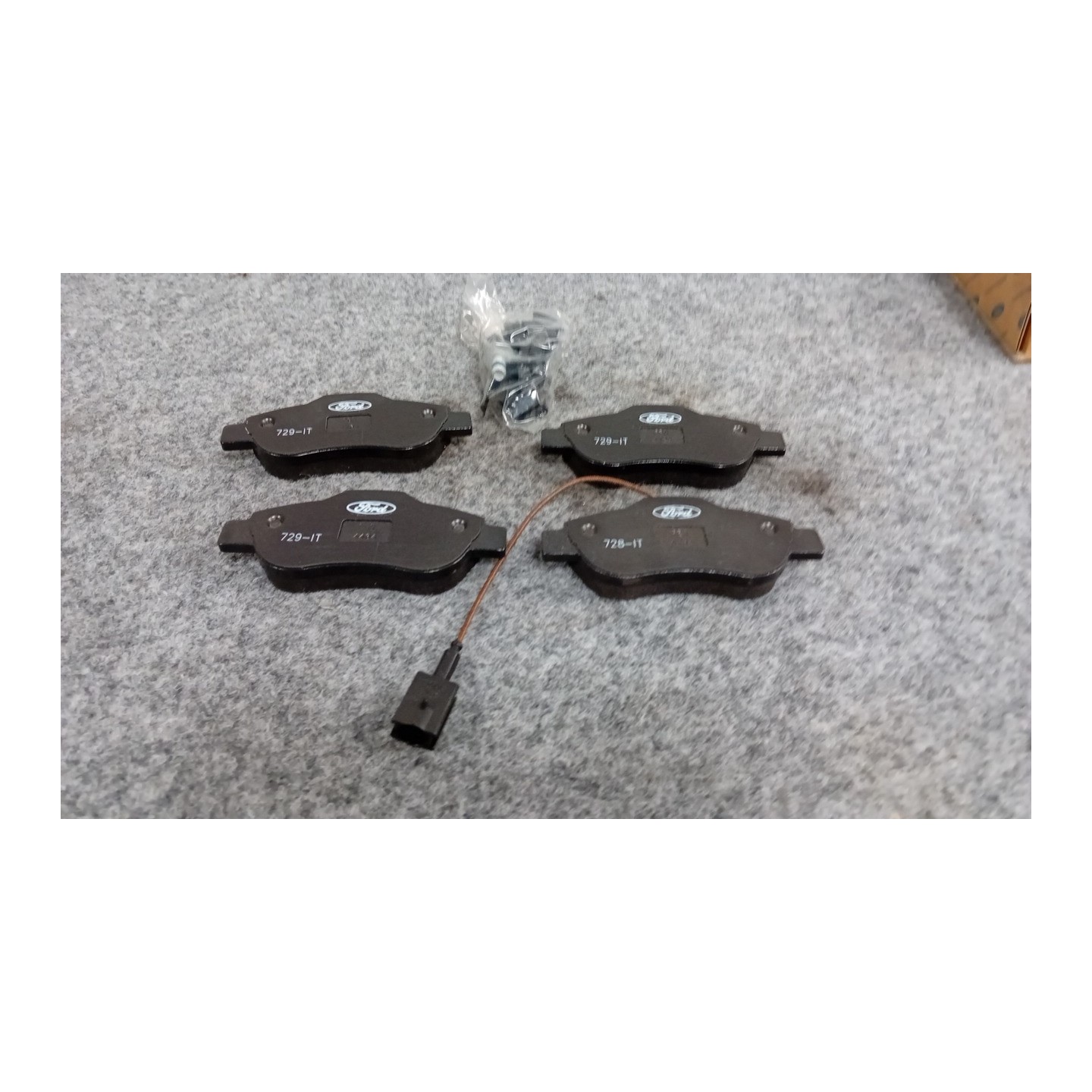 SERIE PASTIGLIE FRENI ANT. 103 FORD KA (CCU) (10/08-03/17)  1559697