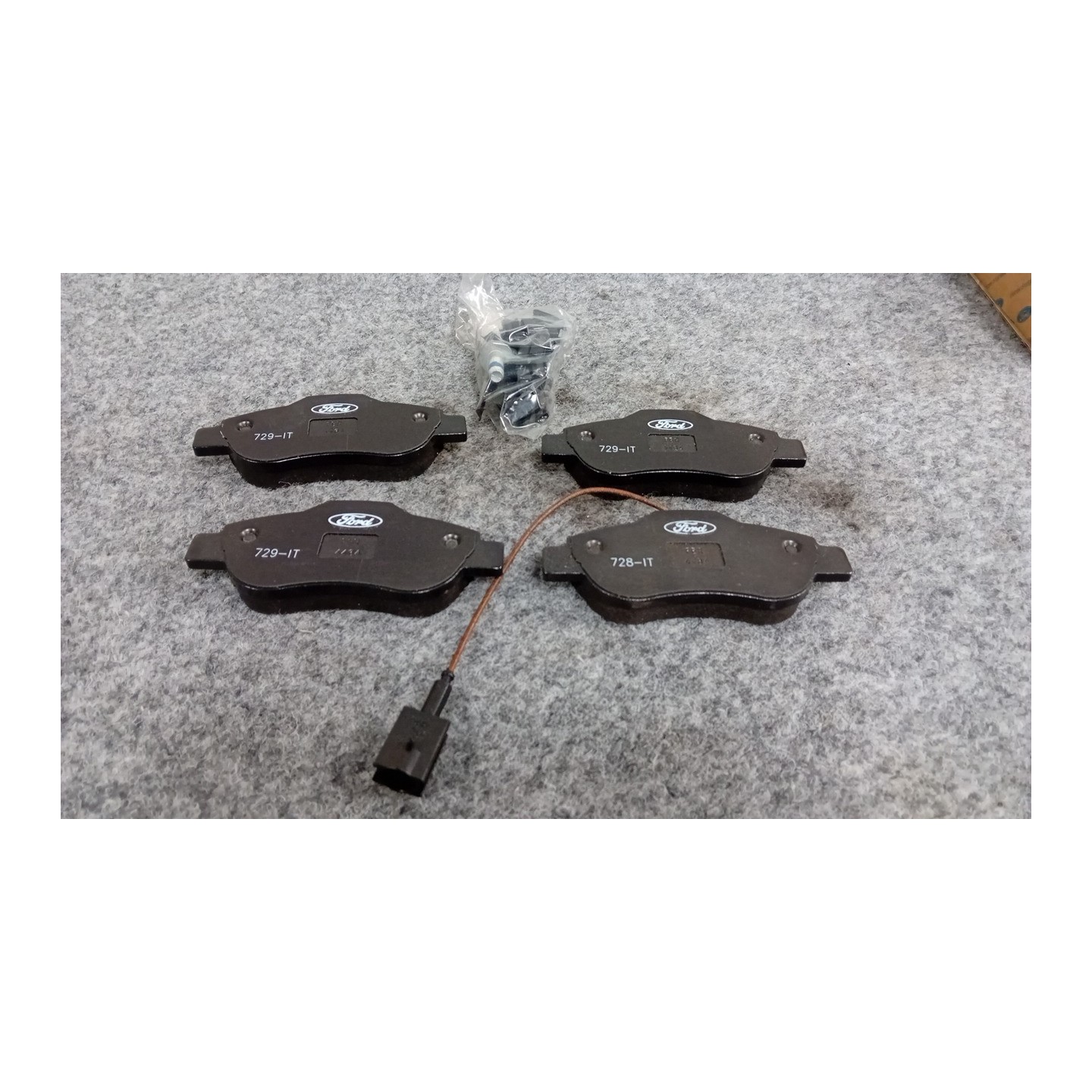 SERIE PASTIGLIE FRENI ANT. 103 FORD KA (CCU) (10/08-03/17)  1559697