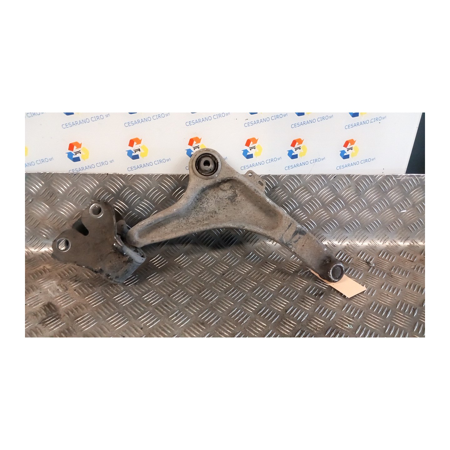 BRACCIO OSCILLANTE SOSP. ANT. SX. 088 VOLVO V60 (09/10-04/13) D5204T3 31340128