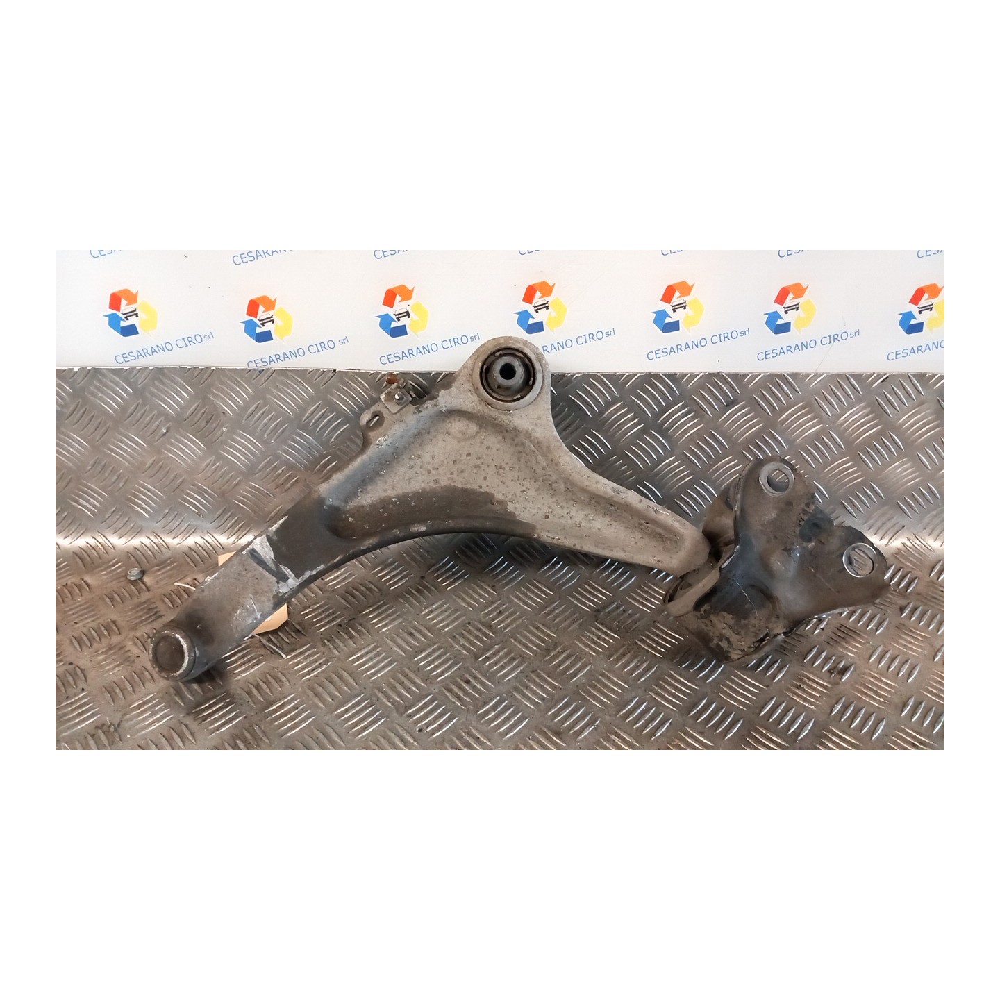 BRACCIO OSCILLANTE SOSP. ANT. DX. 089 VOLVO V60 (09/10-04/13) D5204T3 31317662