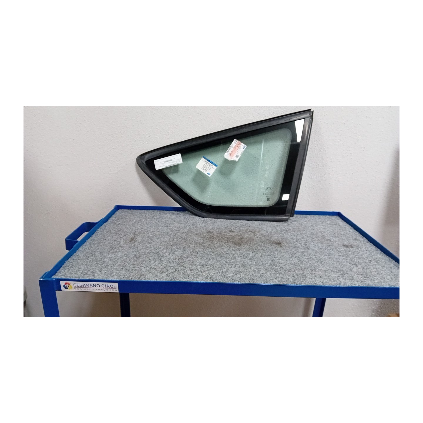 FISSO PARAFANGO POST. C/CRISTALLO AT DX. 094 FORD KUGA (CBS) (07/16-06/20)  2264104