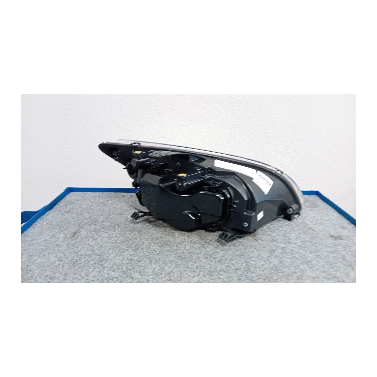 PROIETTORE SENZA CORNICE FINITURA NE SX. 163 FORD FOCUS (CAP) (11/04-06/08)  1480990