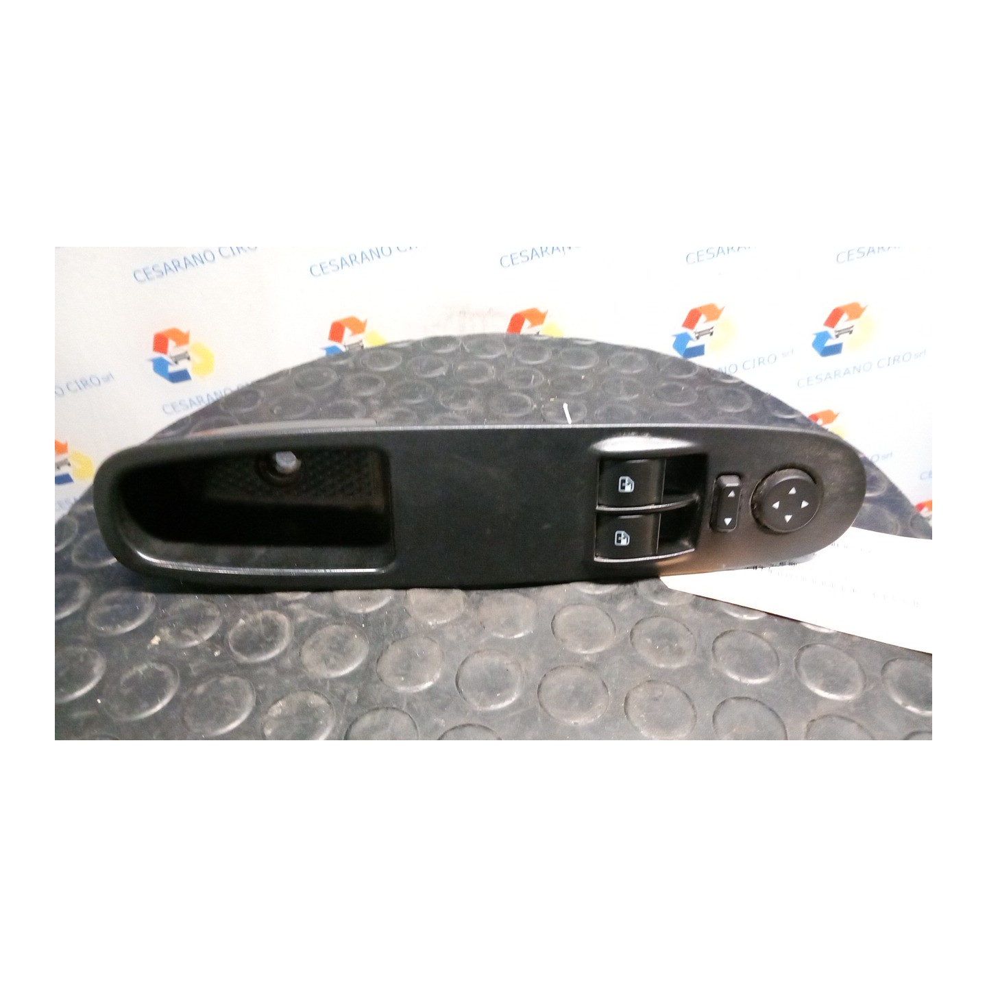 BLOCCO COMANDI ALZACRISTALLI E RETROVISORI EST. 157 FIAT PUNTO EVO (3J) (08/09-07/13) 169A4000 735500050
