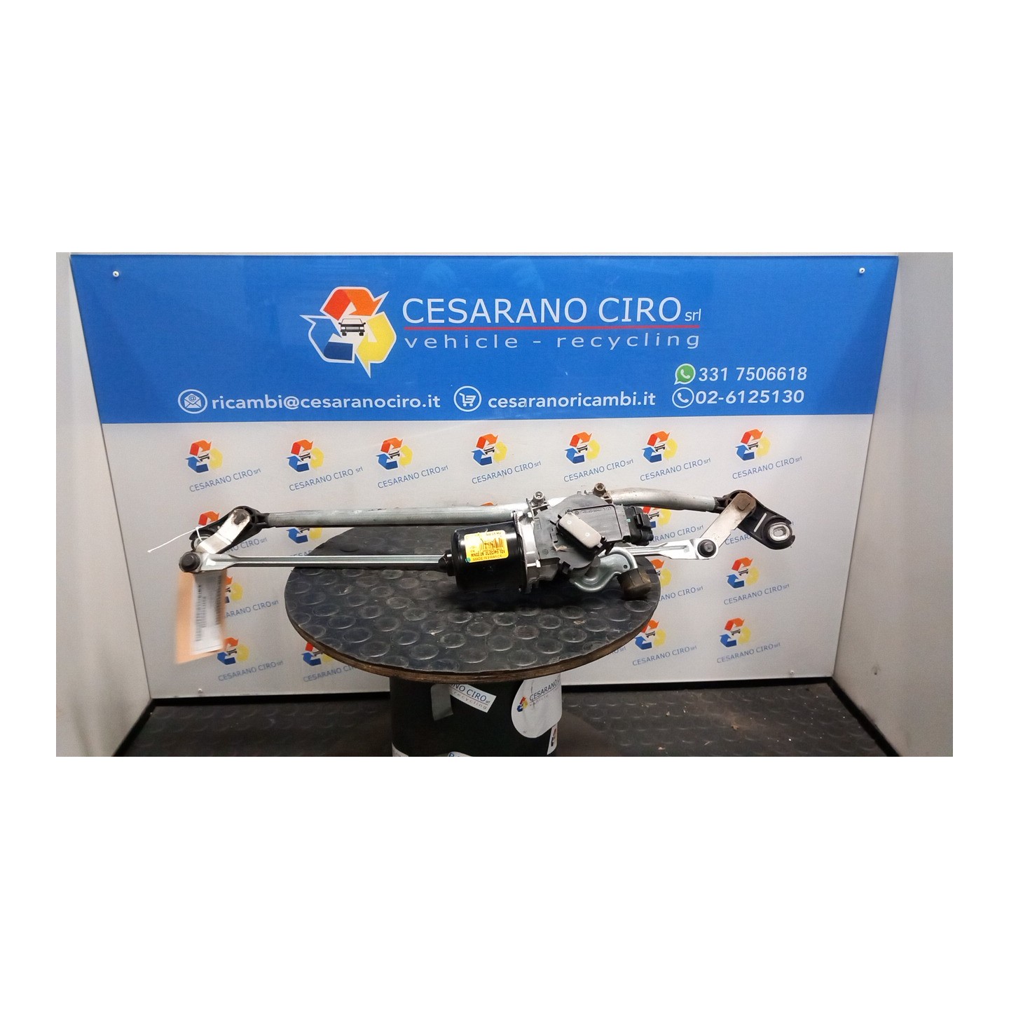 MECCANISMO TERGIPARABREZZA CON MOTORINO 140 RENAULT KANGOO FURGONE (04/13-) K9KF6 8200409692