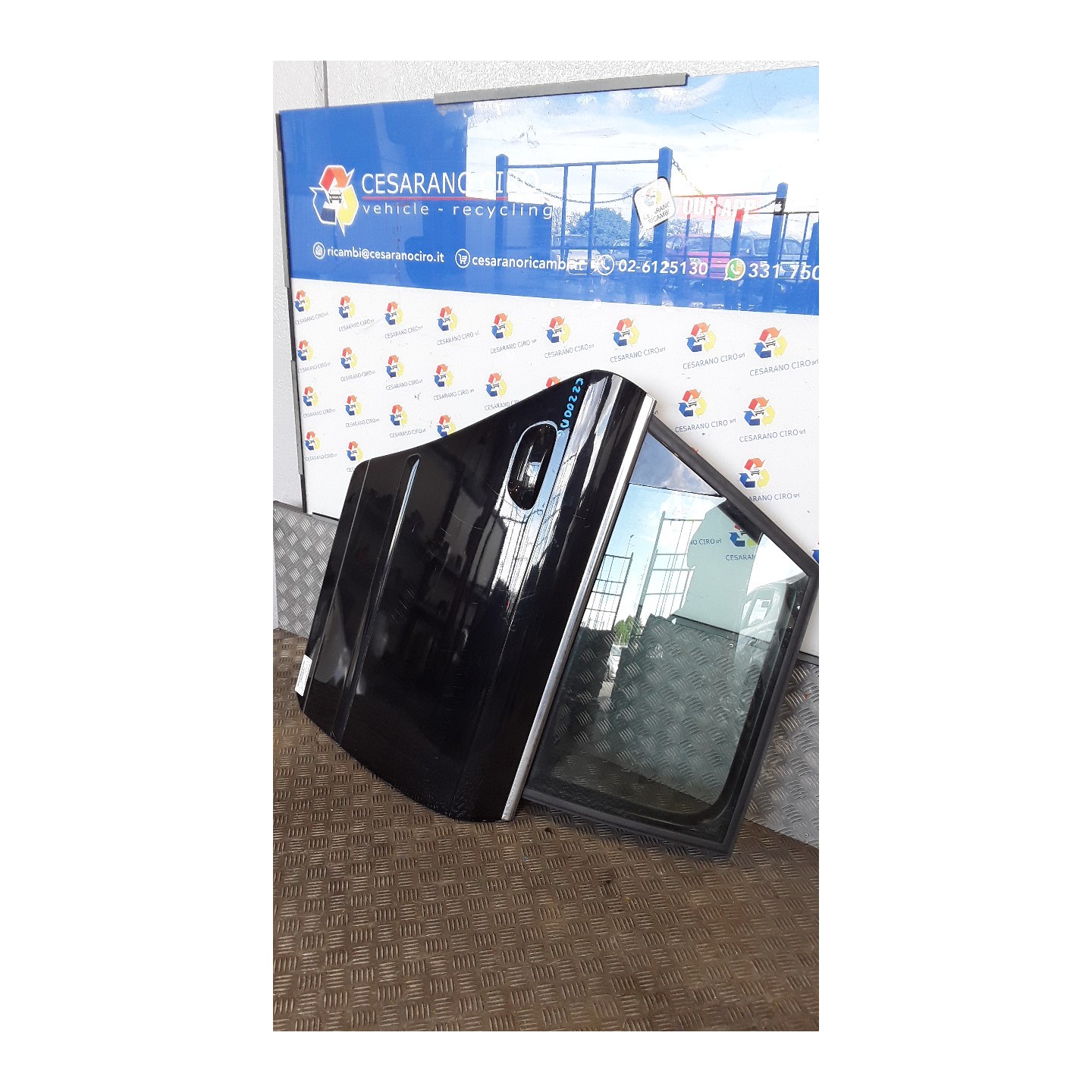 PORTA POST. DX. 136 AUDI A4 (8E) (10/04-02/08) BRE 8E0833052J