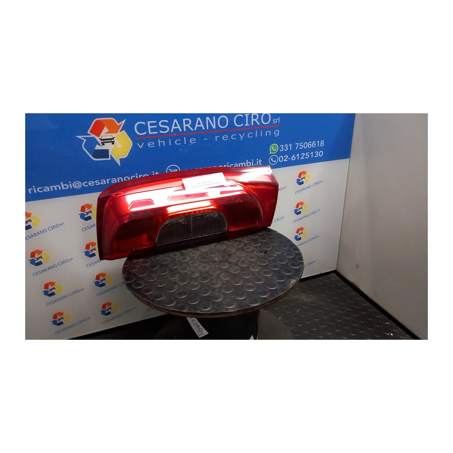 FANALE POST. P/PORTA POST.2 BATTENTI DX. 025 FIAT QUBO (3N) (07/08-05/17) KFT 1391431080