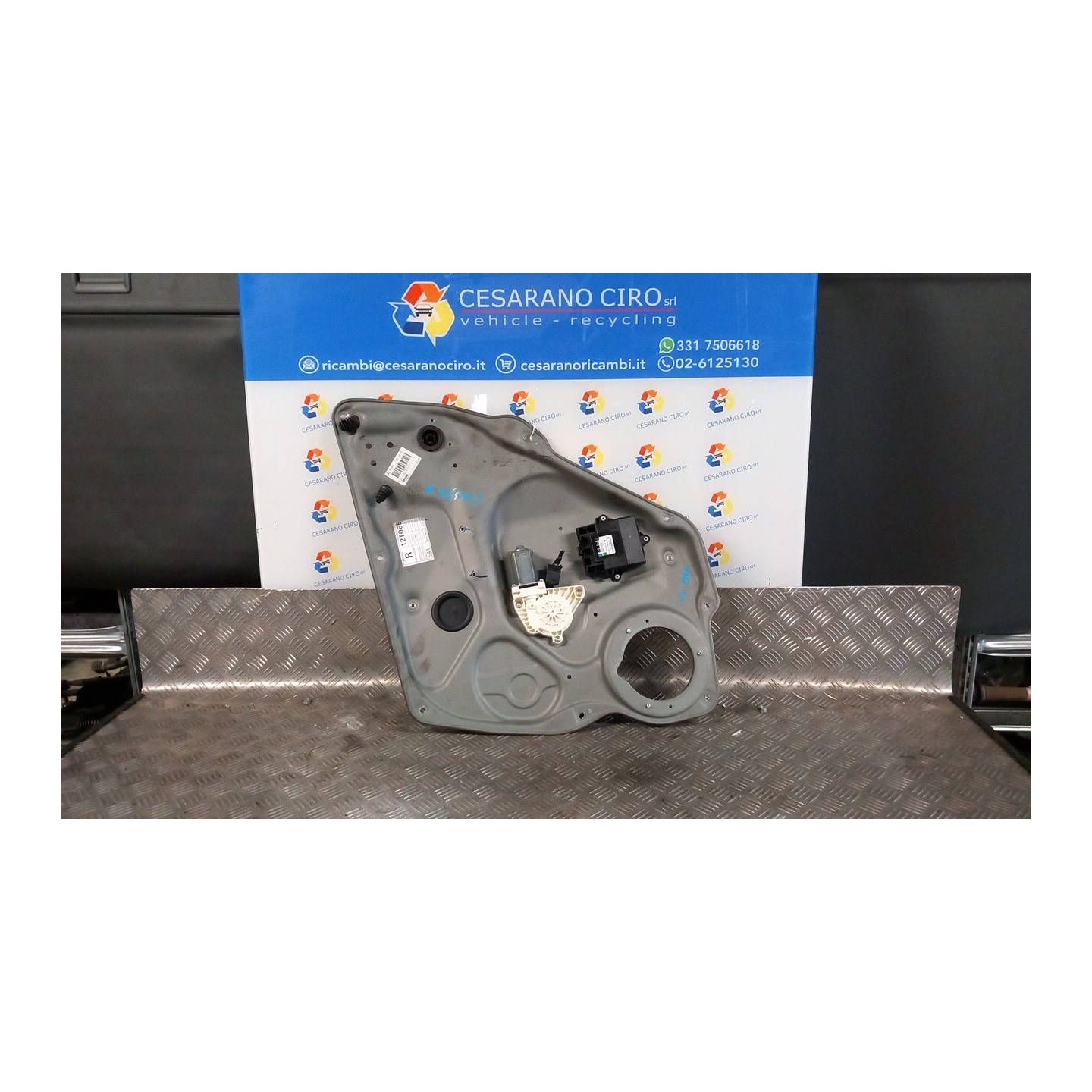 ALZACRISTALLO ELETTR. PORTA POST. DX. 096 MERCEDES-BENZ CLASSE A (W/C169) (07/04-04/13 640940 A1697303479