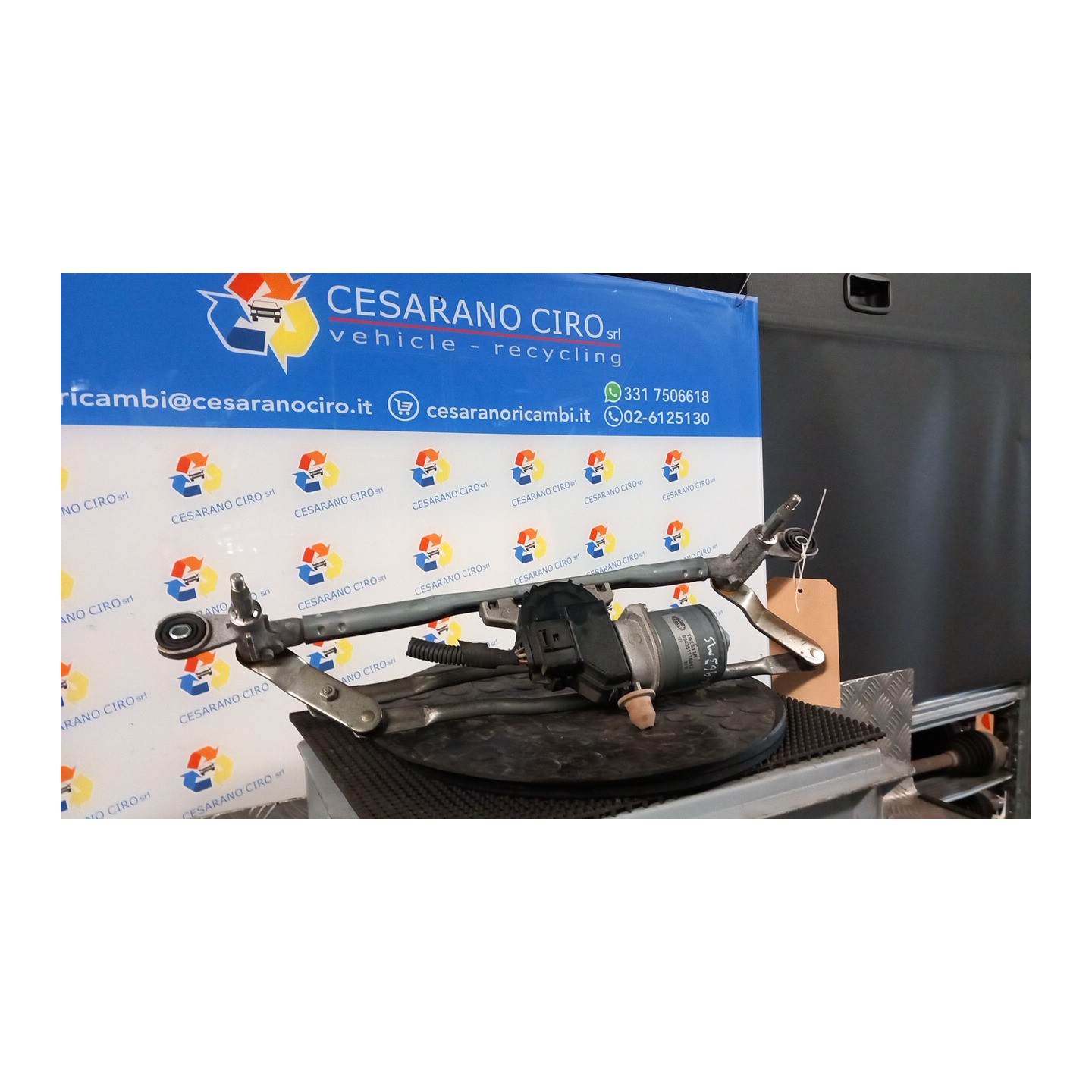 MECCANISMO TERGIPARABREZZA CON MOTORINO 036 FIAT PANDA (33) (12/11-04/17) 169A4000 52024852