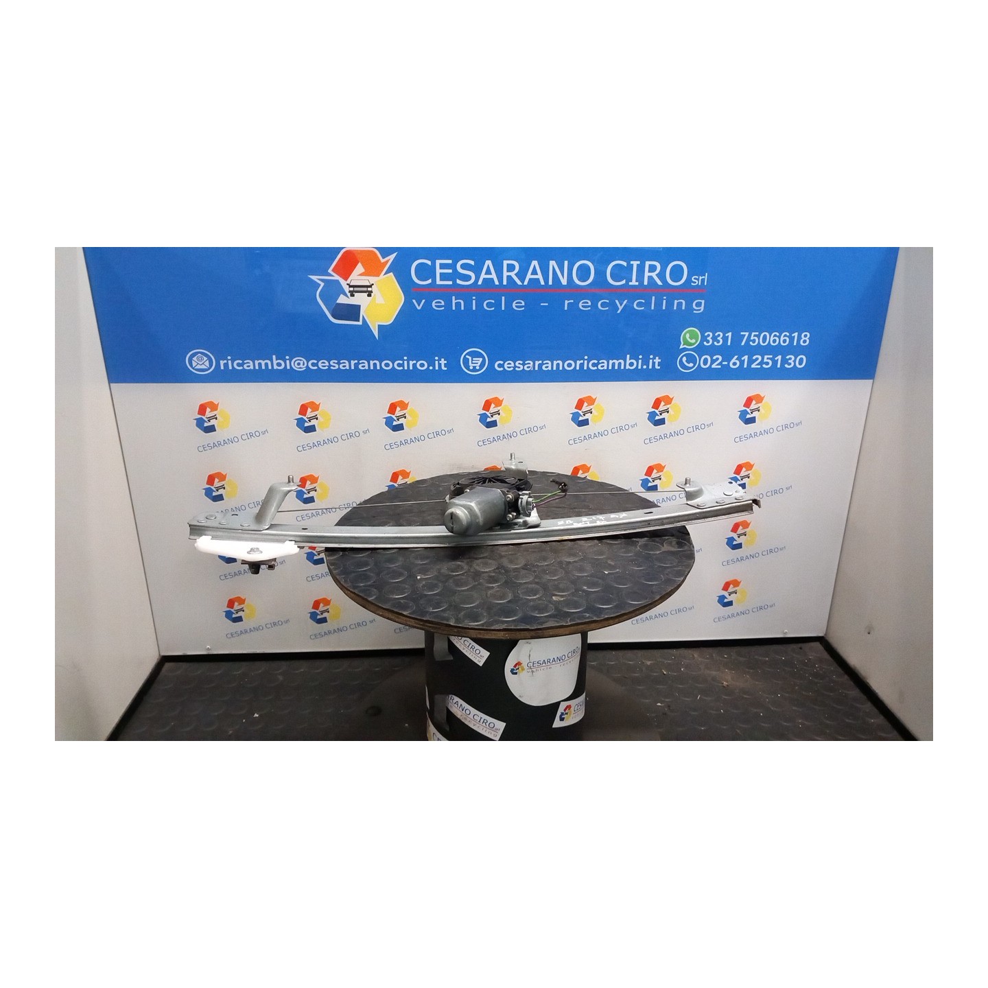 ALZACRISTALLO ELETTR. PORTA POST. CON MOTORINO SX 032 OPEL VIVARO (X82) (07/14-12/19) R9MA4 NB0076016064001SX