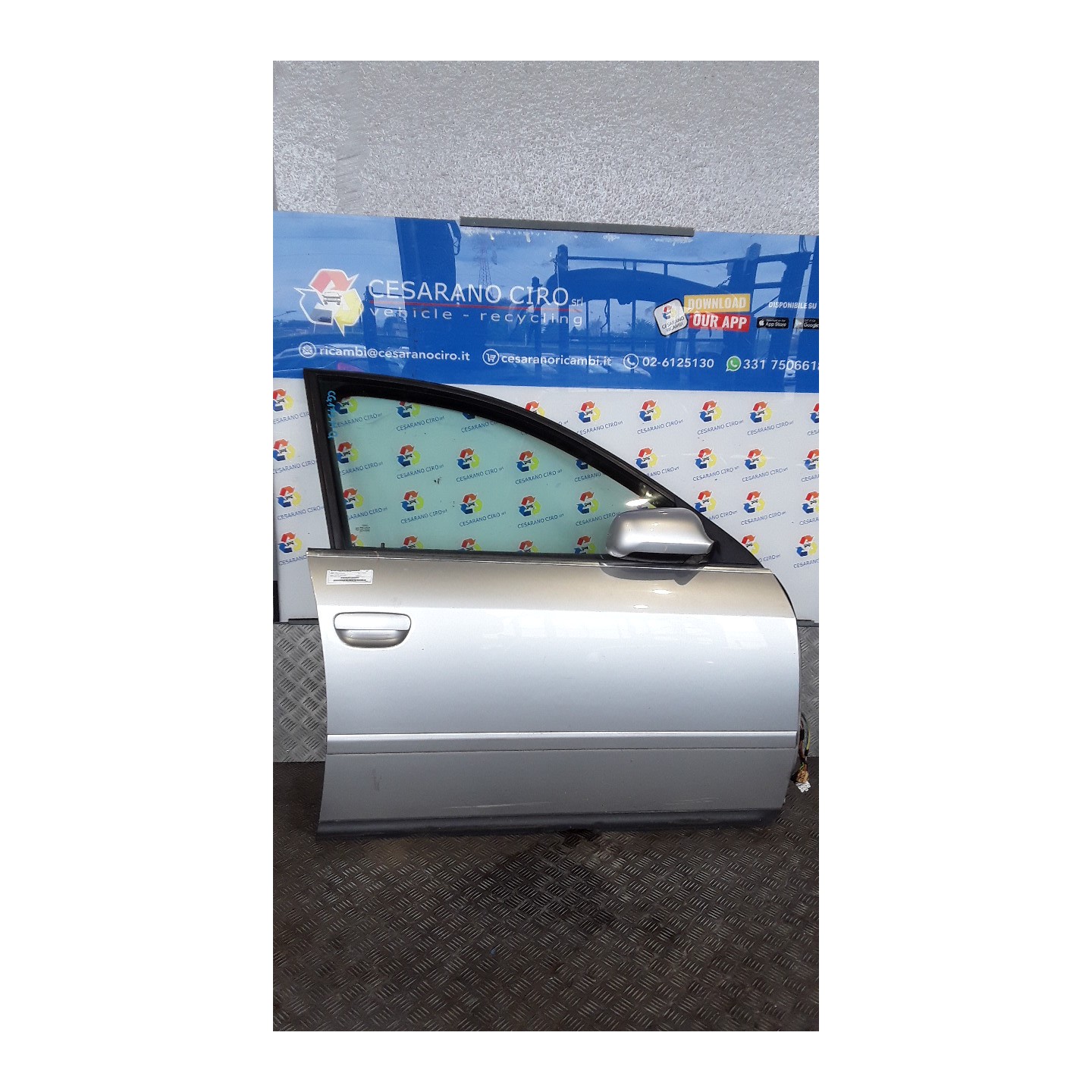 PORTA ANT. DX. 063 AUDI A6 (4B) (05/01-01/05) BFC 4B0831052D