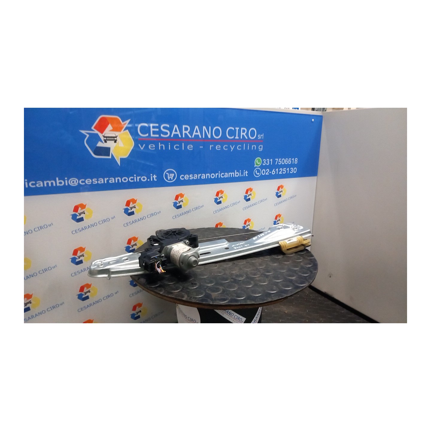 ALZACRISTALLO ELETTR. PORTA POST. C/MOTORINO DX. 059 FORD C-MAX (CB7) (09/10-05/15) T1DA 1884431