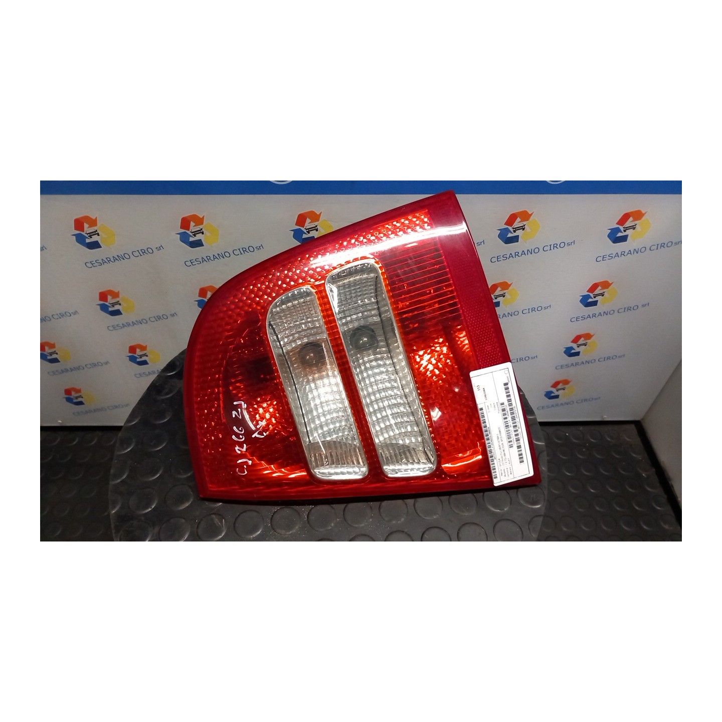 FANALE POST. 00- DX. 026 SKODA OCTAVIA (1U) (05/97-07/04) ALH 1U6945112C