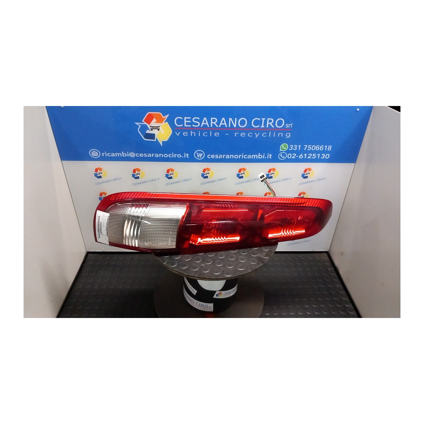 FANALE POST. SX. 027 NISSAN X-TRAIL (T30) (07/01-09/03) YD22 265558H301