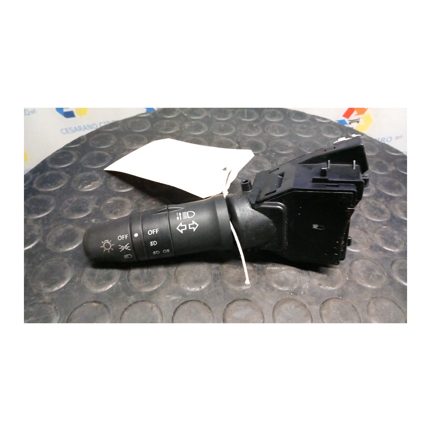BLOCCO COMANDO VOLANTE LUCI 028 NISSAN X-TRAIL (T30) (07/01-09/03) YD22 255408H700