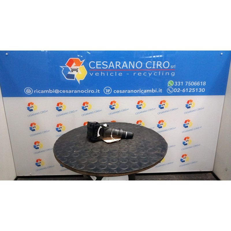 BLOCCO COMANDI TERGICRISTALLI 029 NISSAN X-TRAIL (T30) (07/01-09/03) YD22 252608H905