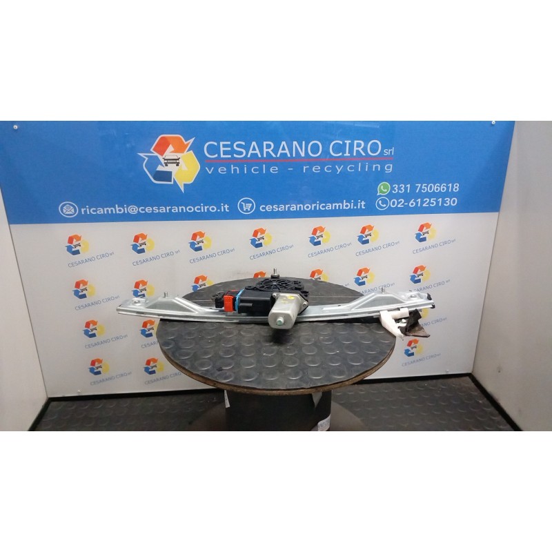 ALZACRISTALLO ELETTR. PORTA POST. C/MOTORINO SX. 029 LANCIA DELTA (TN) (03/11-) 844A1000 51909798