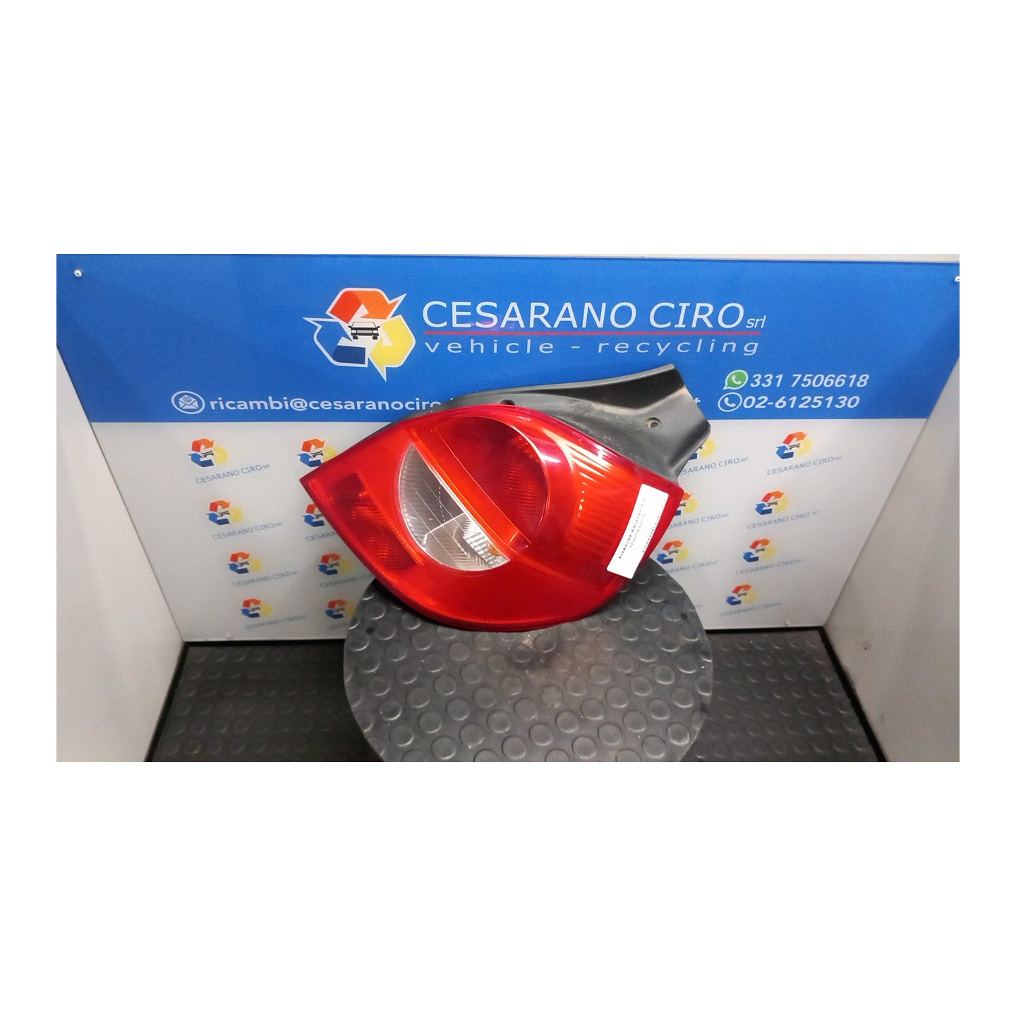 FANALE POST. DX. 065 RENAULT CLIO 3A SERIE (07/05-05/09) K4MC8 8200459960