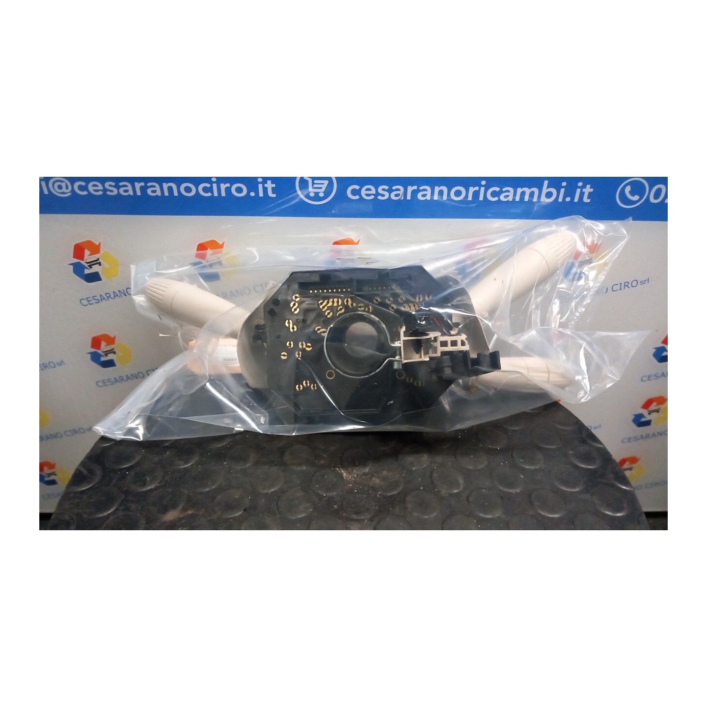 DEVIOGUIDASGANCIO P/SEN.PIO/CRUISE CONTR/LIM.VEL 048 FIAT 500 (4S) (06/15-) 169A4000 735782058