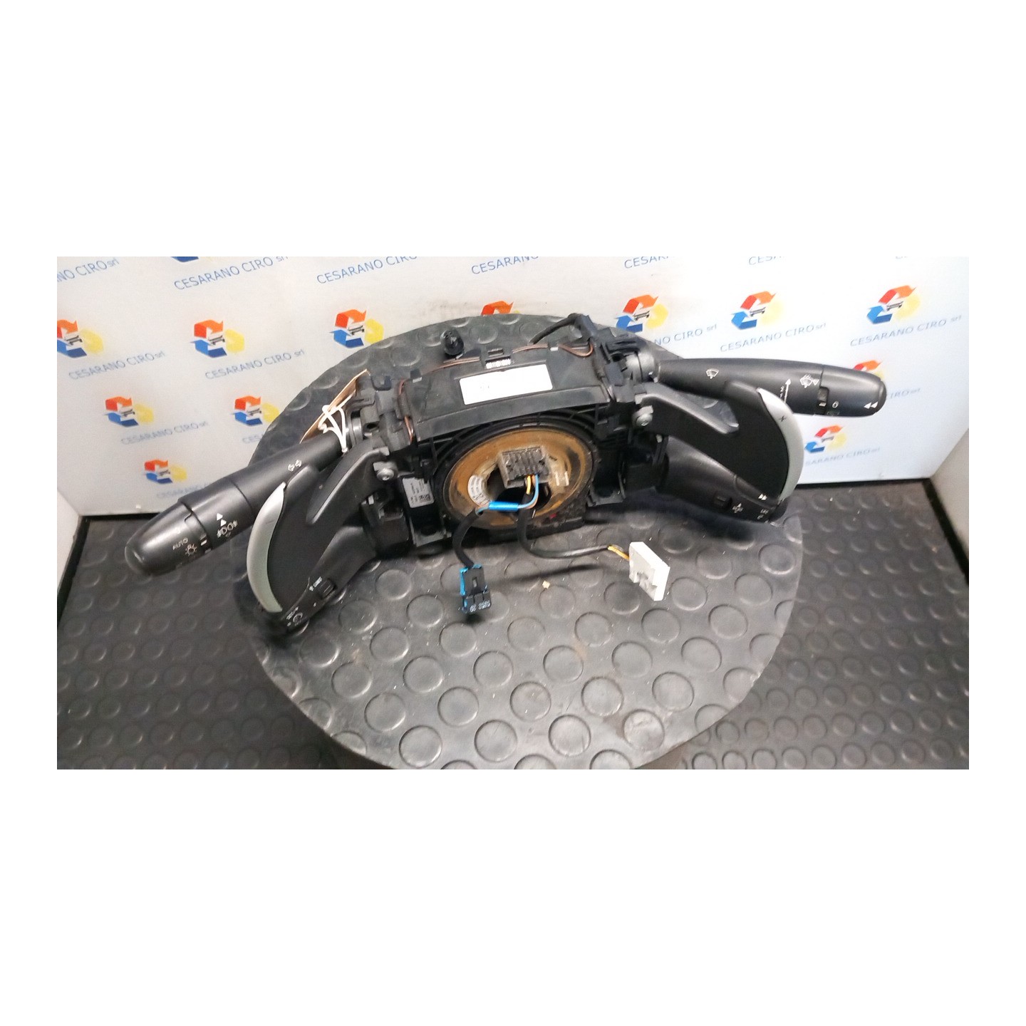 DEVIOGUIDASGANCIO 110 PEUGEOT 5008 (10/09-03/17) 9H05 96773907ZD