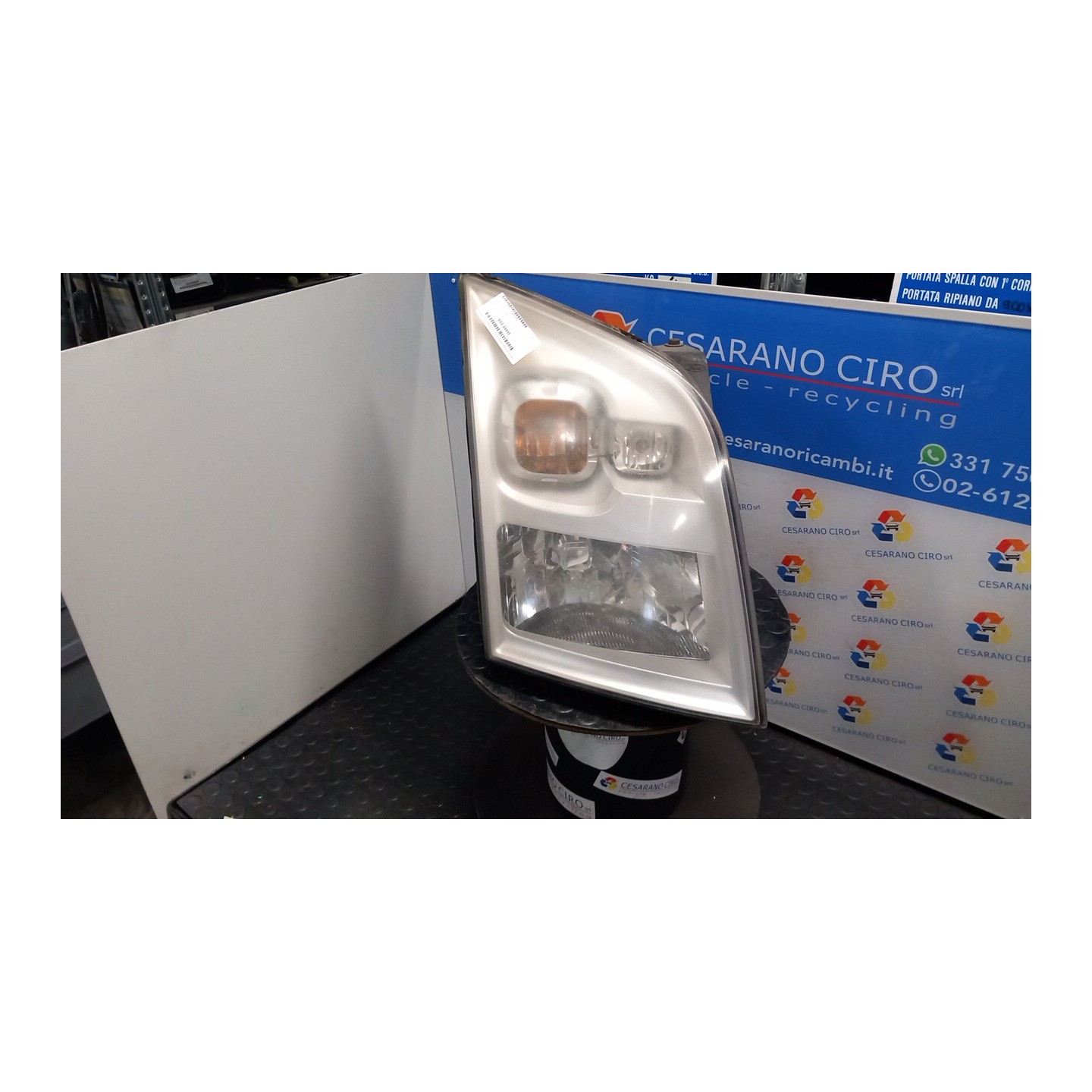 PROIETTORE DX. 004 FORD TRANSIT (TT9) (06/06-) P8FB 1537774